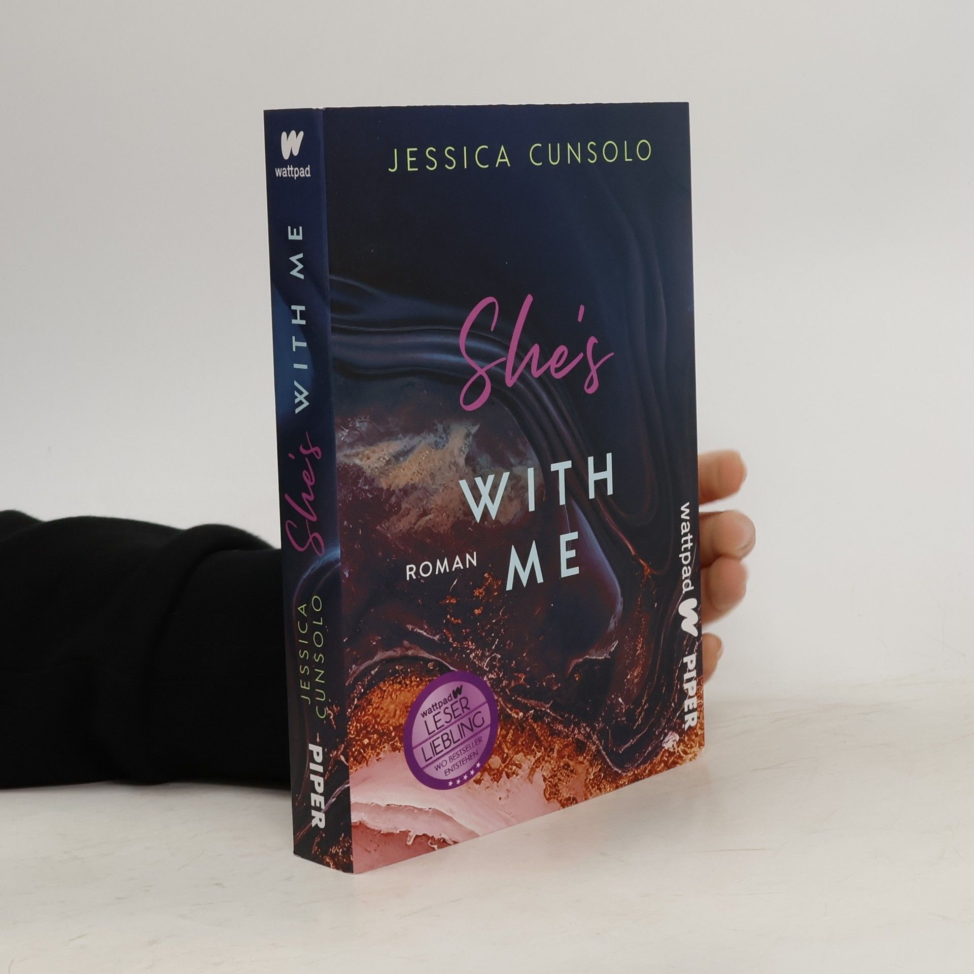 Jessica Cunsolo She's with me