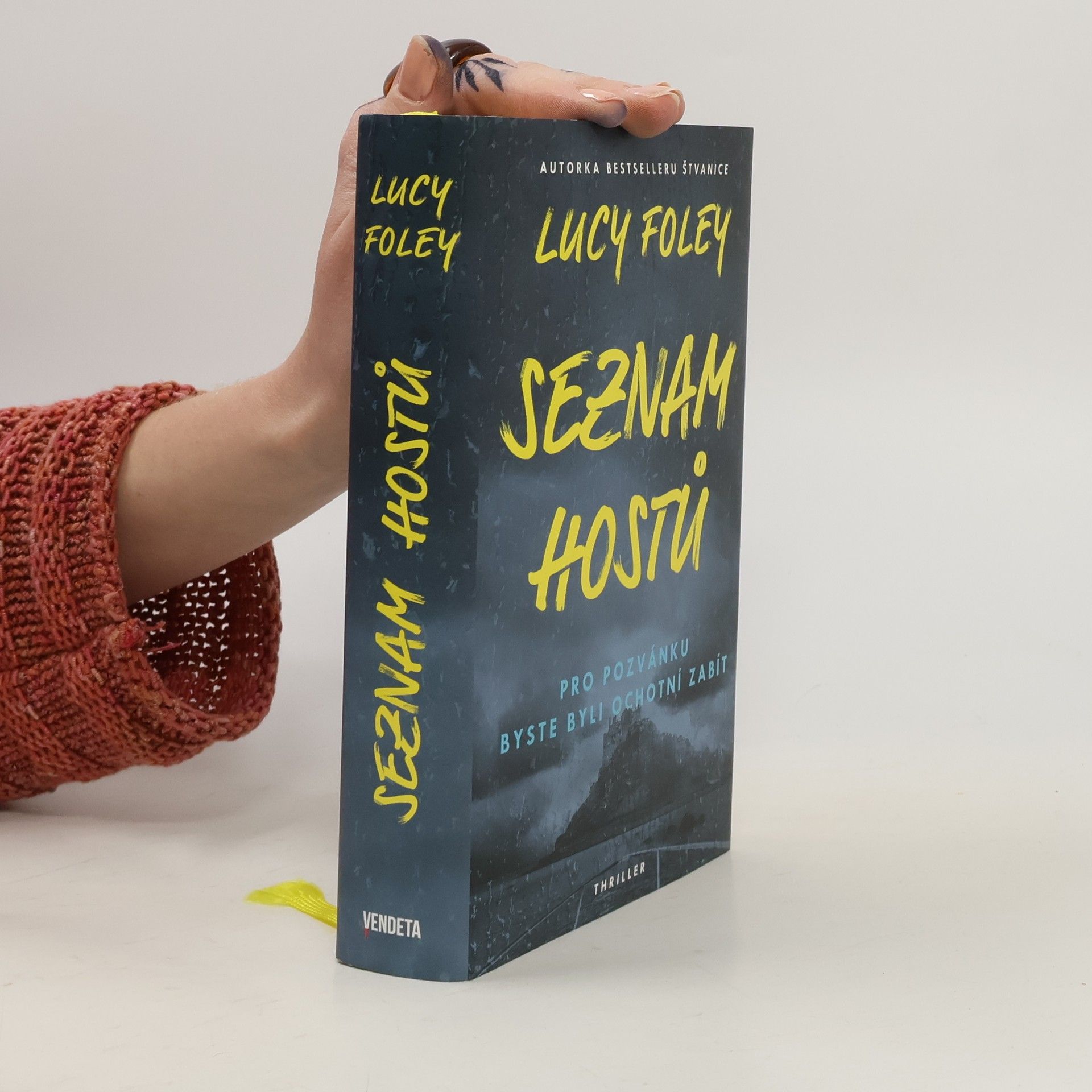 Lucy Foley Seznam hostů