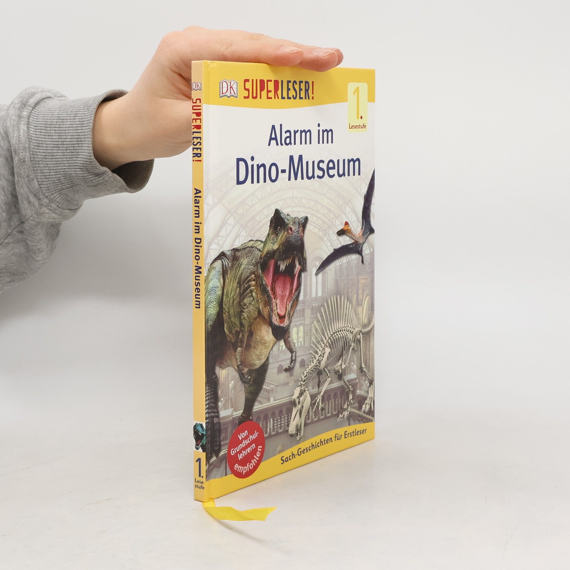 Alarm im Dino-Museum