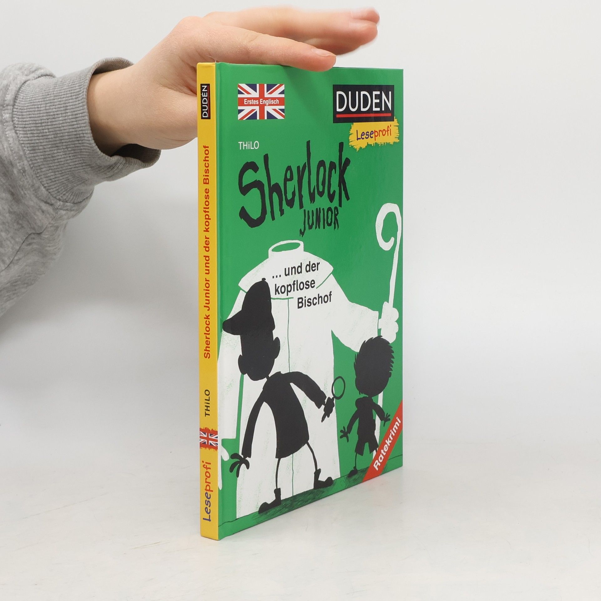 Sherlock Junior und der kopflose Bischof, Erstes Englisch