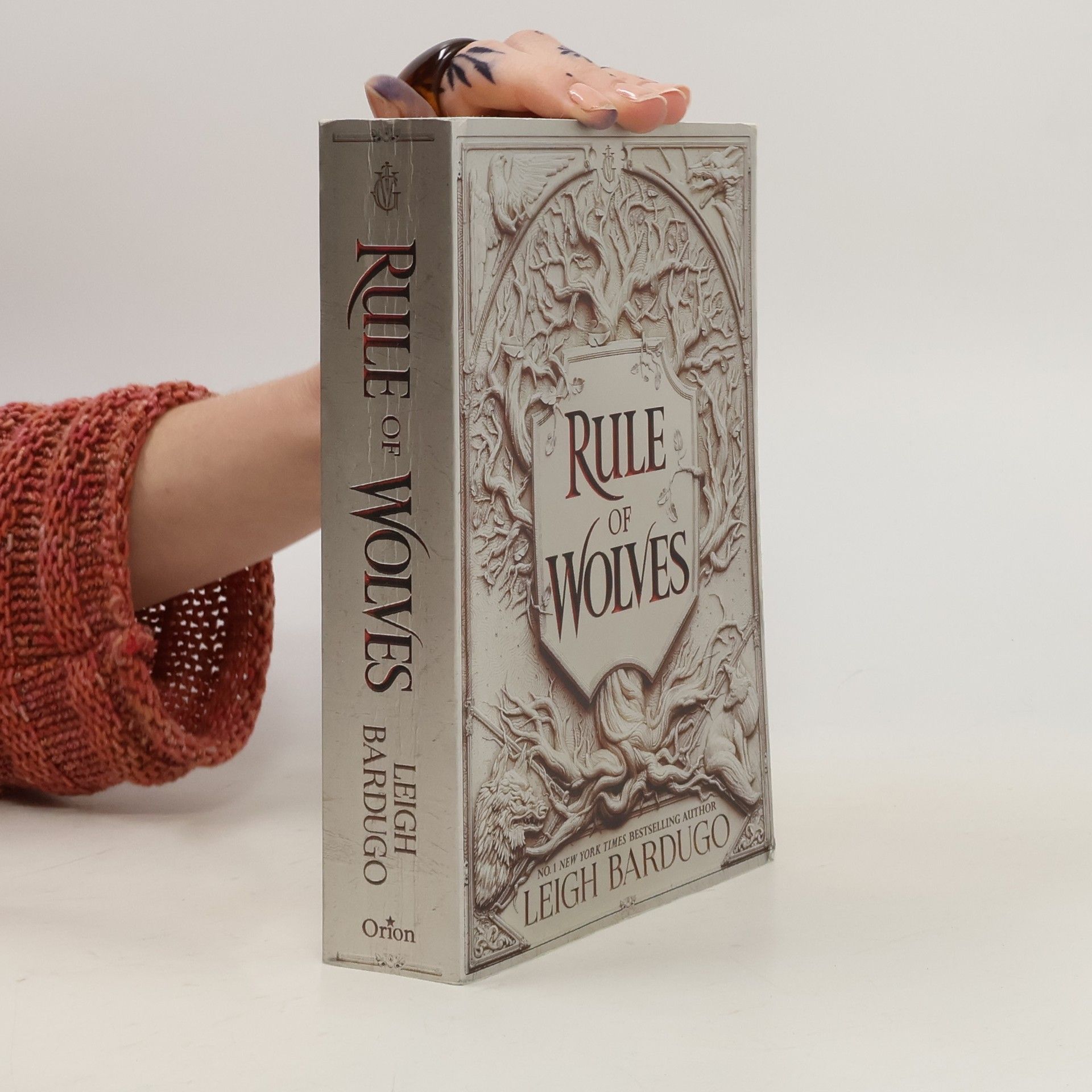 Leigh Bardugo Rule of Wolves