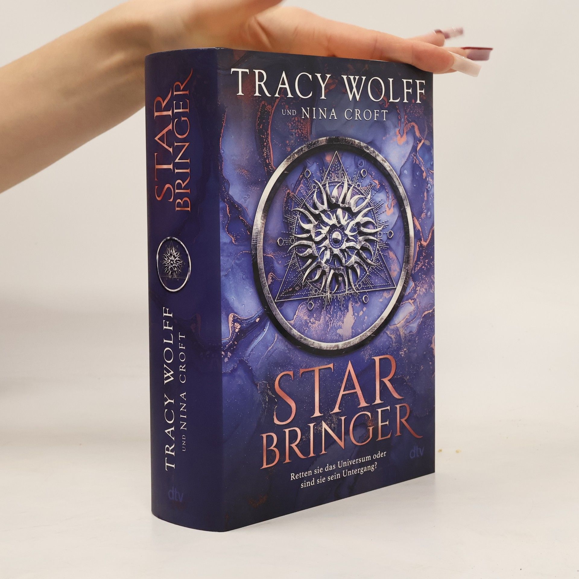 Tracy Wolff Star Bringer