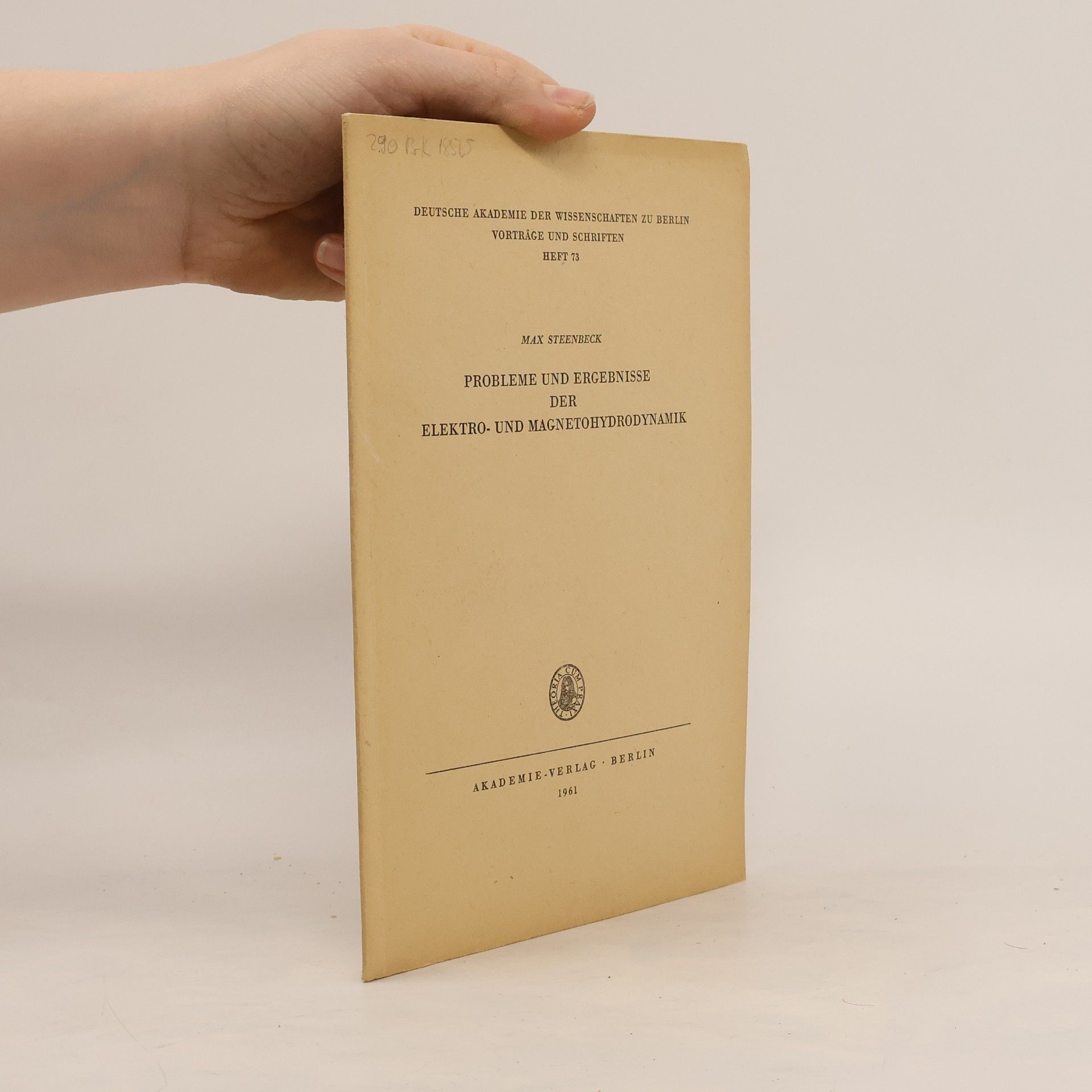 Probleme und Ergebnisse der Elektro- und Magnetohydrodynamik 