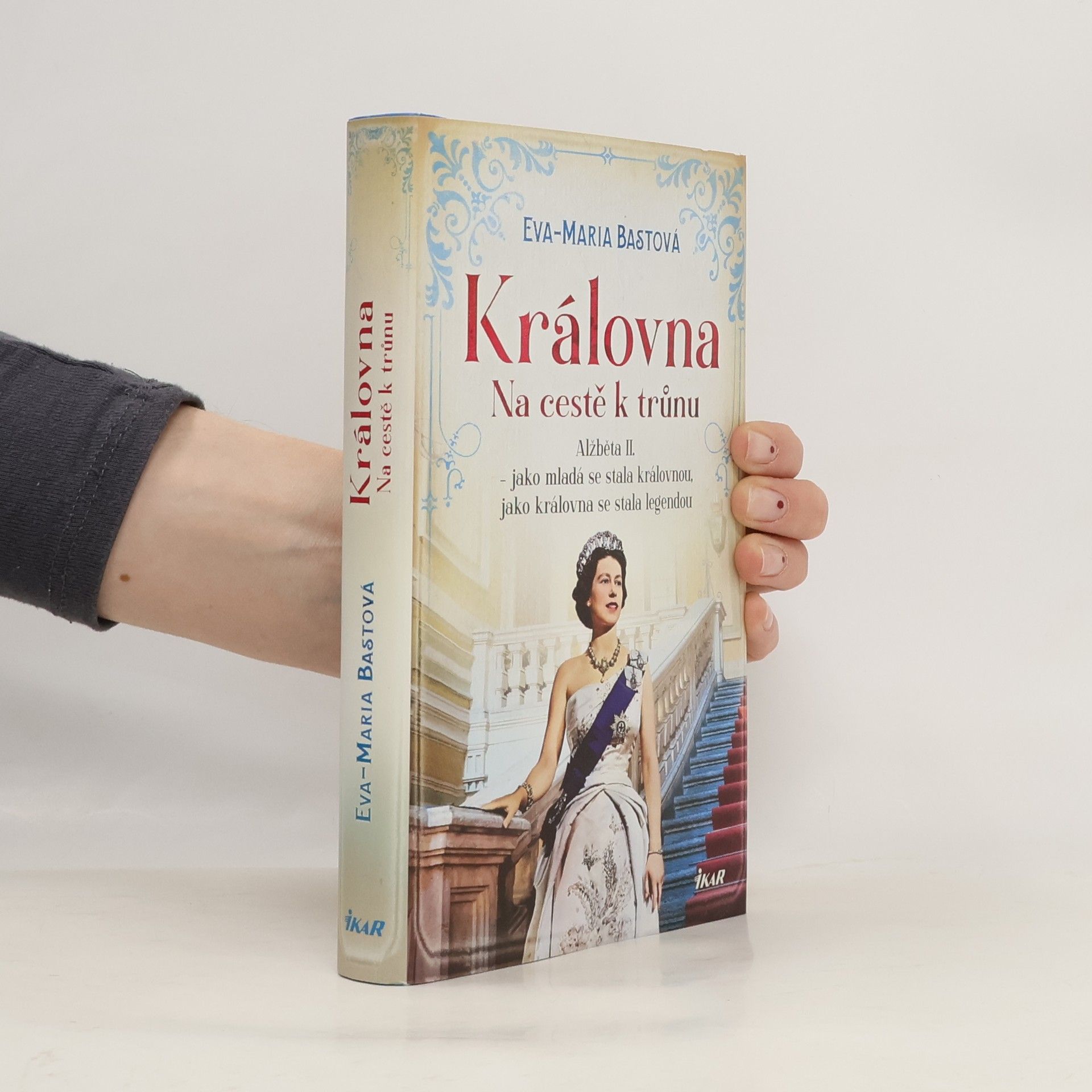 Marta El Bournová Královna. Na cestě k trůnu