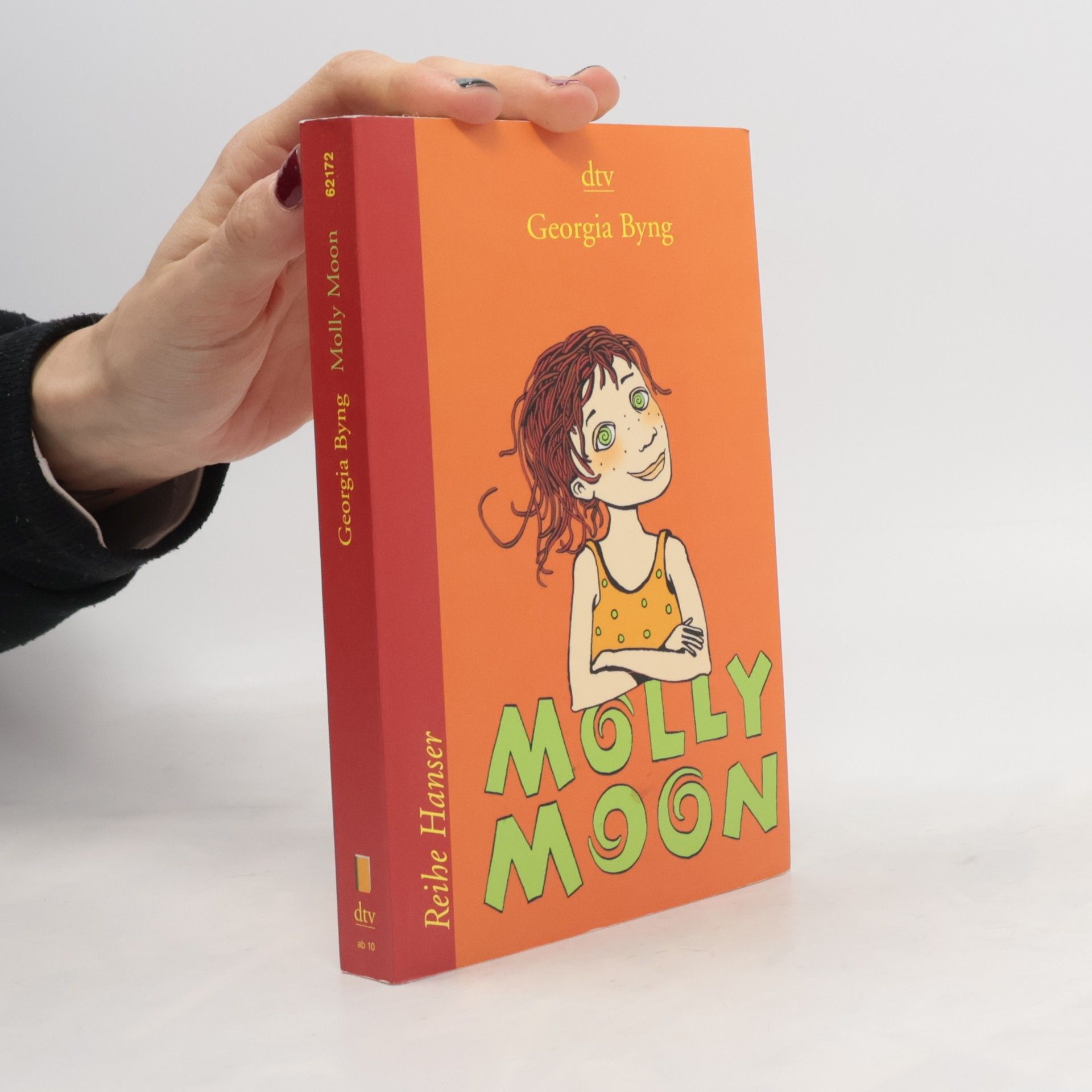 Georgia Byng Molly Moon