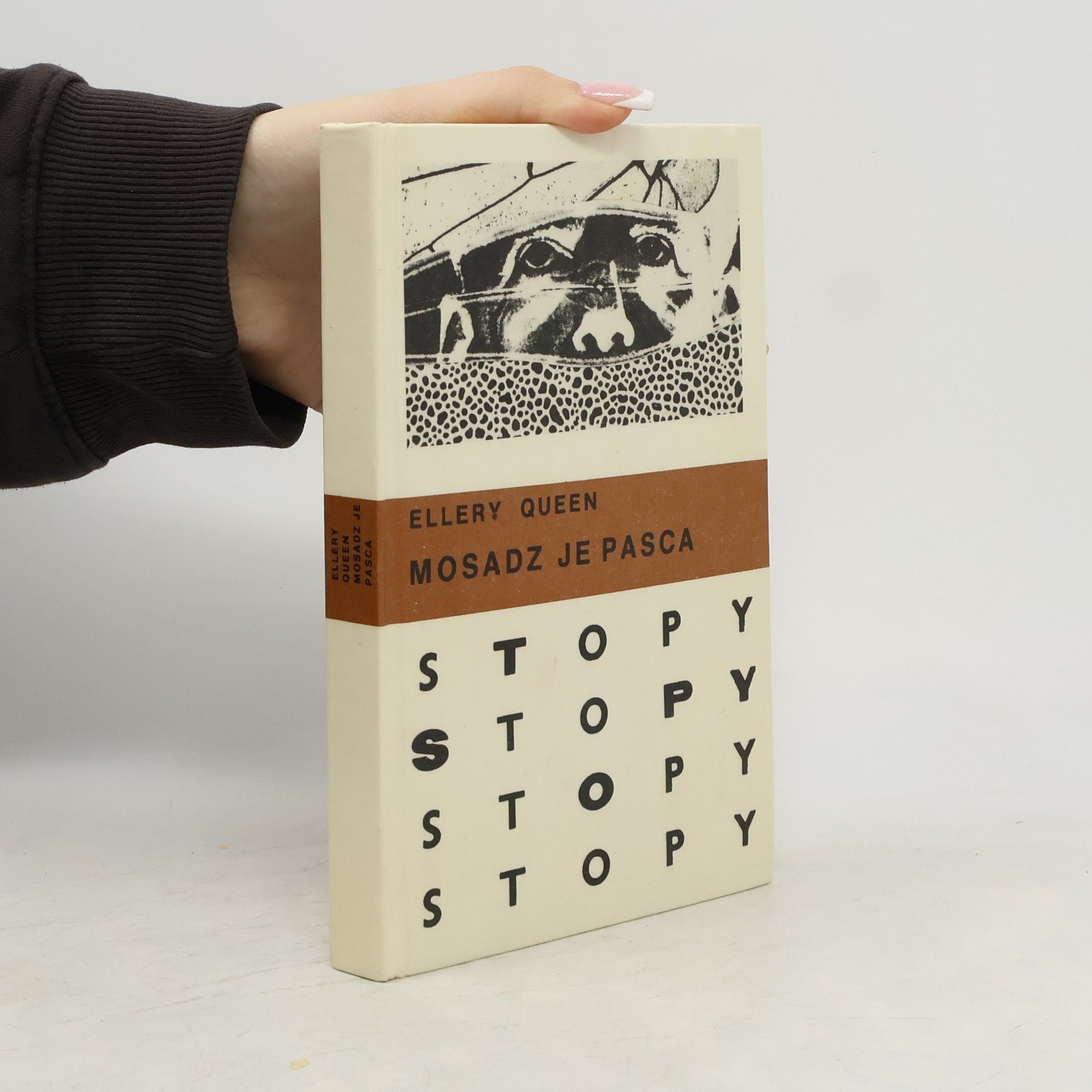 Ellery Queen Mosadz je pasca