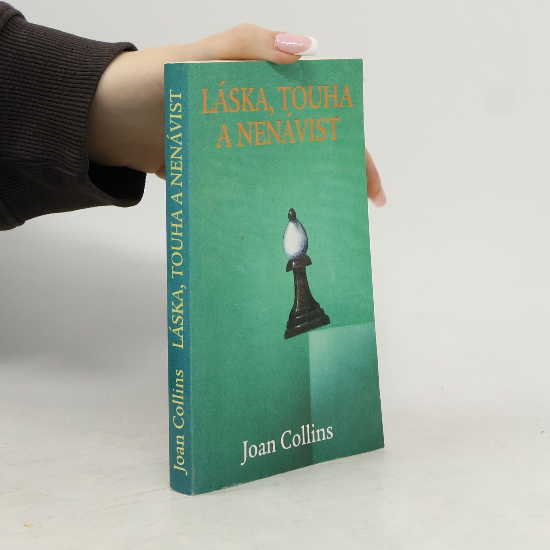 Joan Collins Láska, touha a nenávist