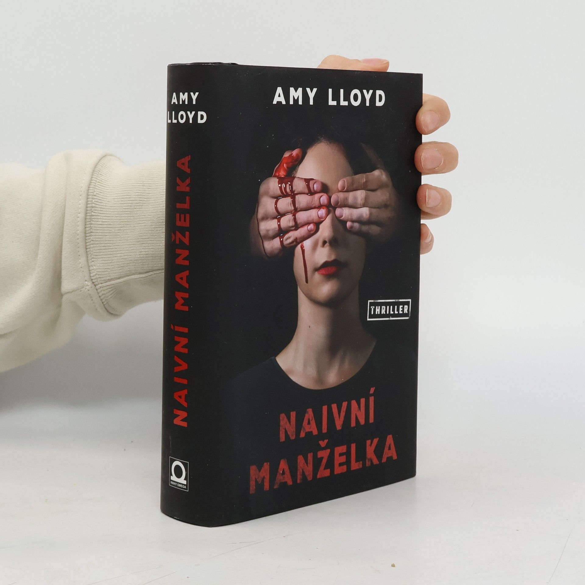 Amy Lloyd Naivní manželka