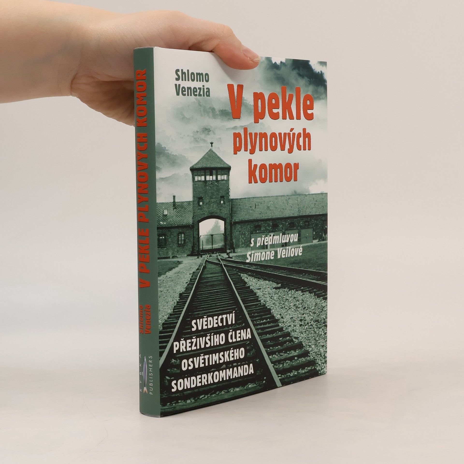 V pekle plynových komor