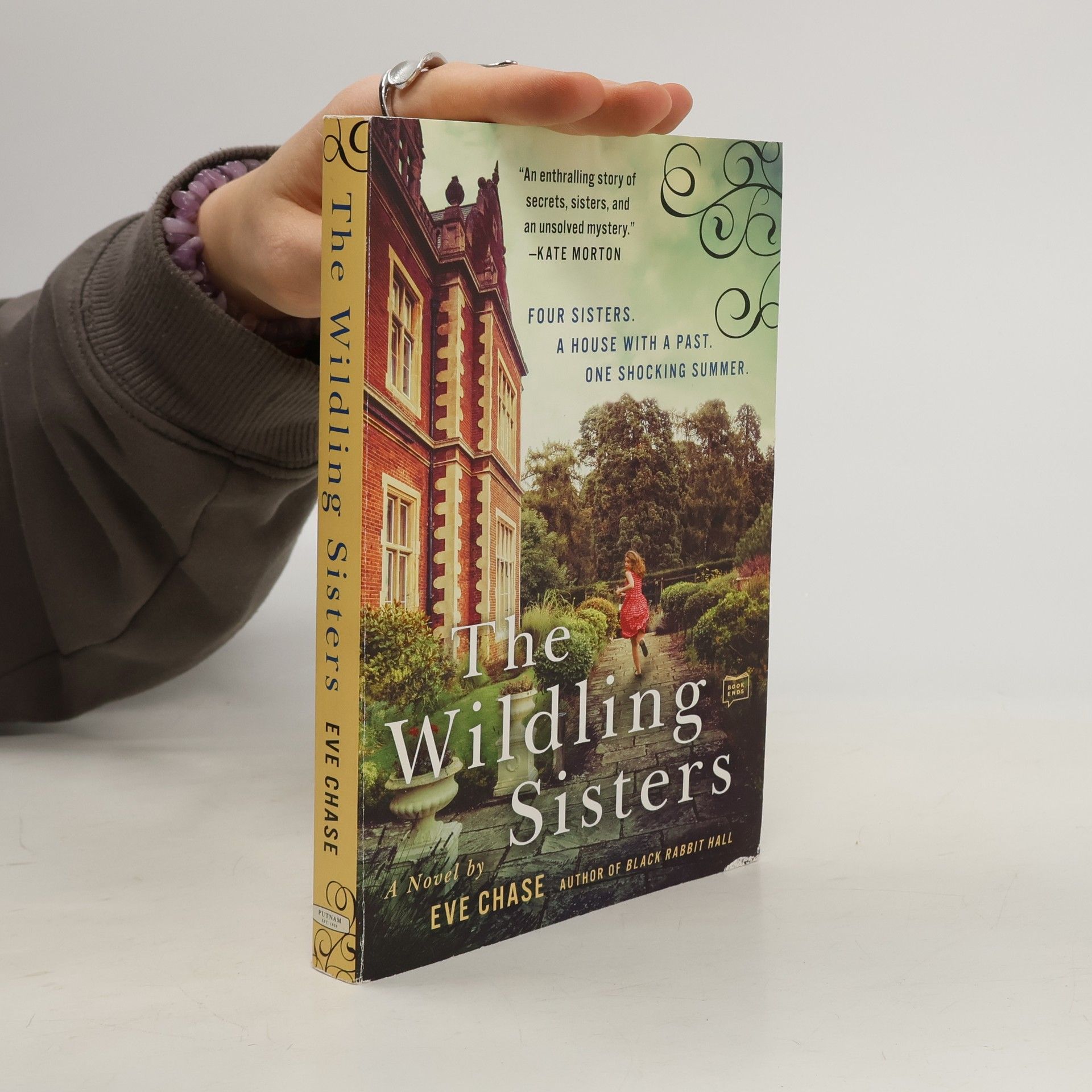 Eve Chase The Wildling Sisters