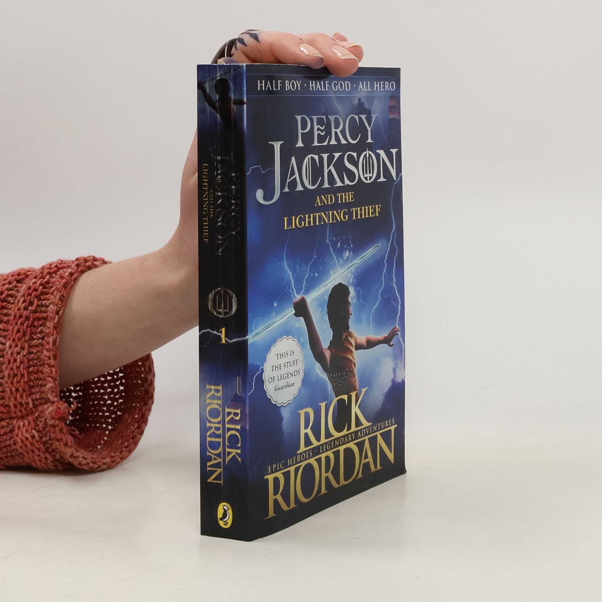 Rick Riordan Percy Jackson and the lightning thief