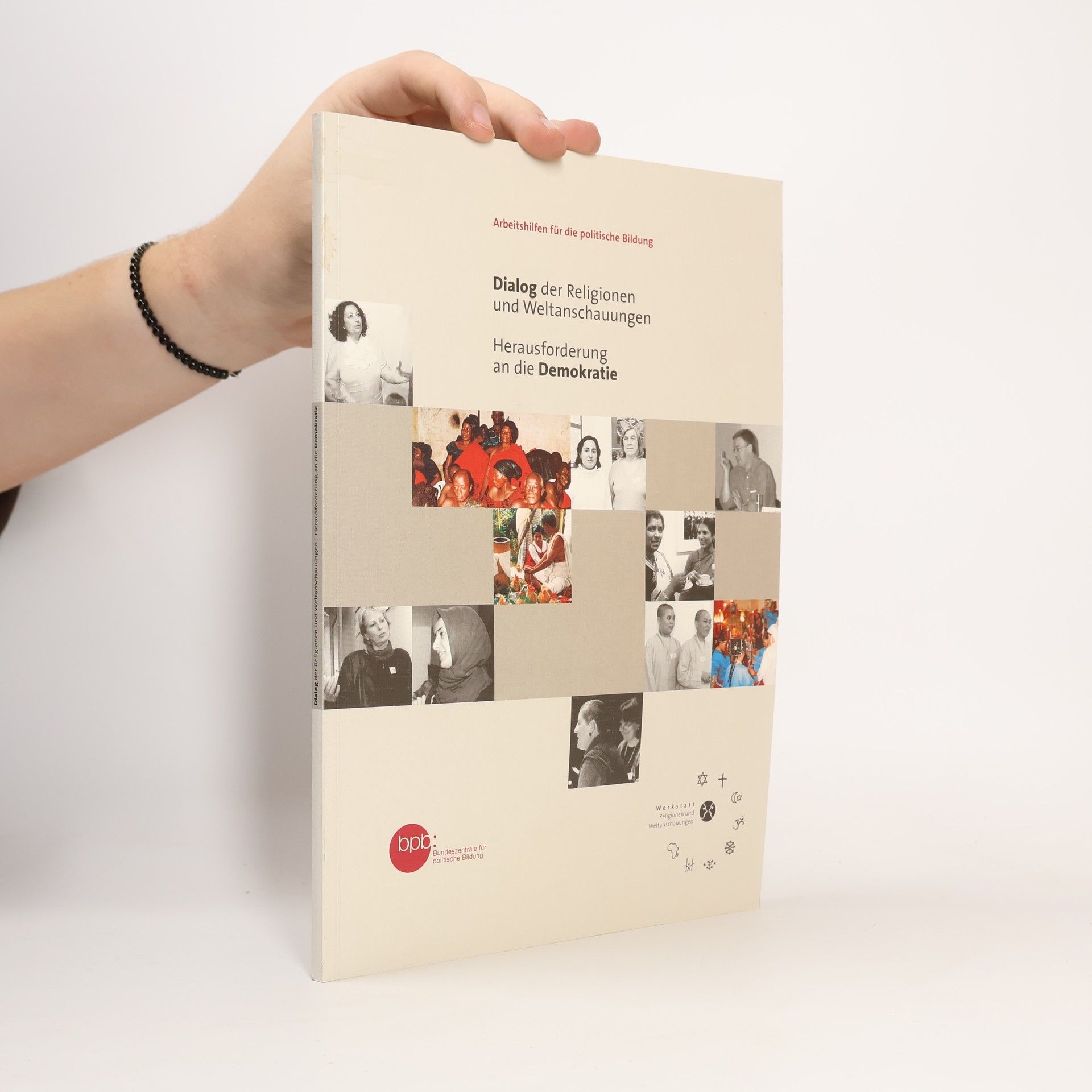 Collectif d'auteurs Dialog der Religionen und Weltanschauungen