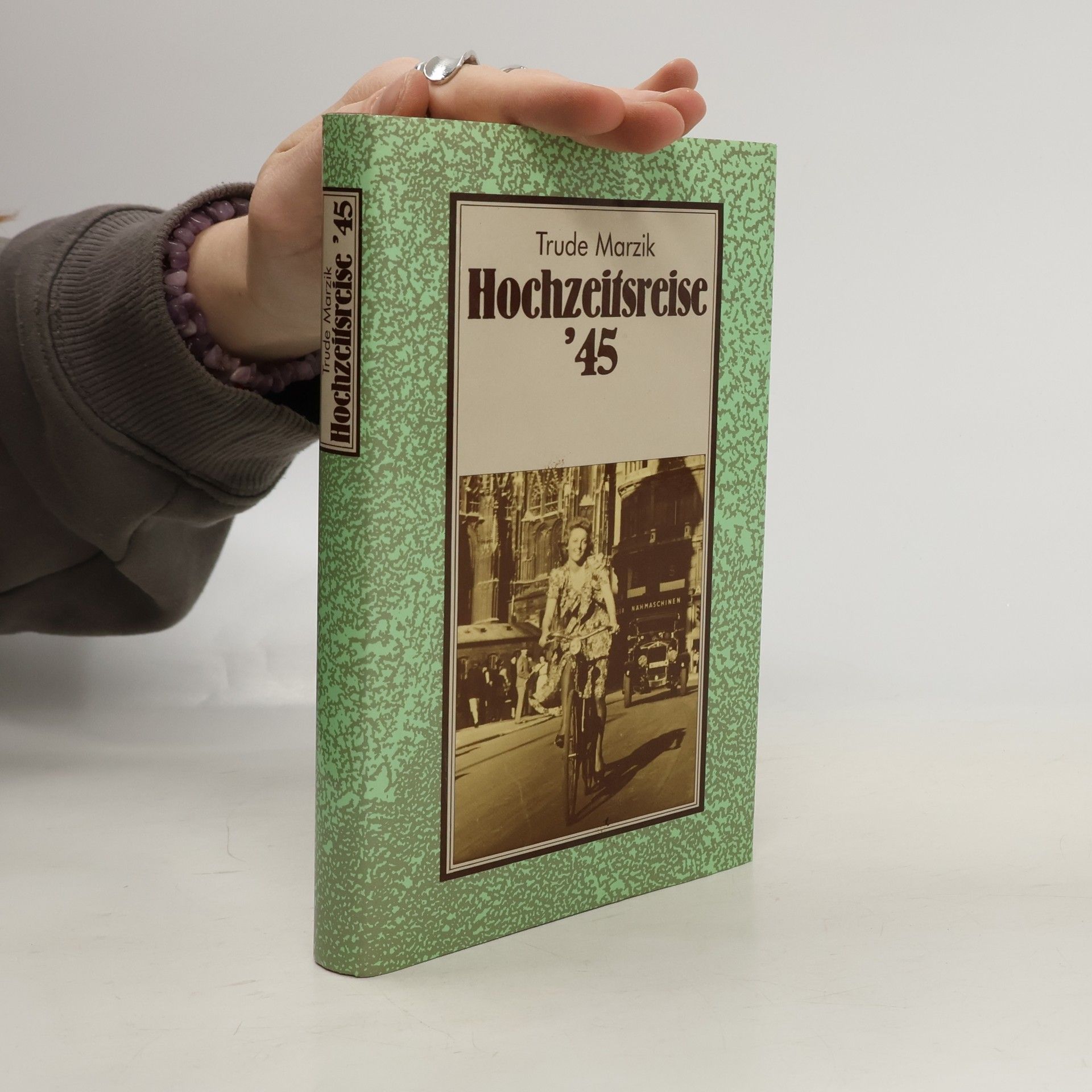 Trude Marzik Hochzeitsreise '45