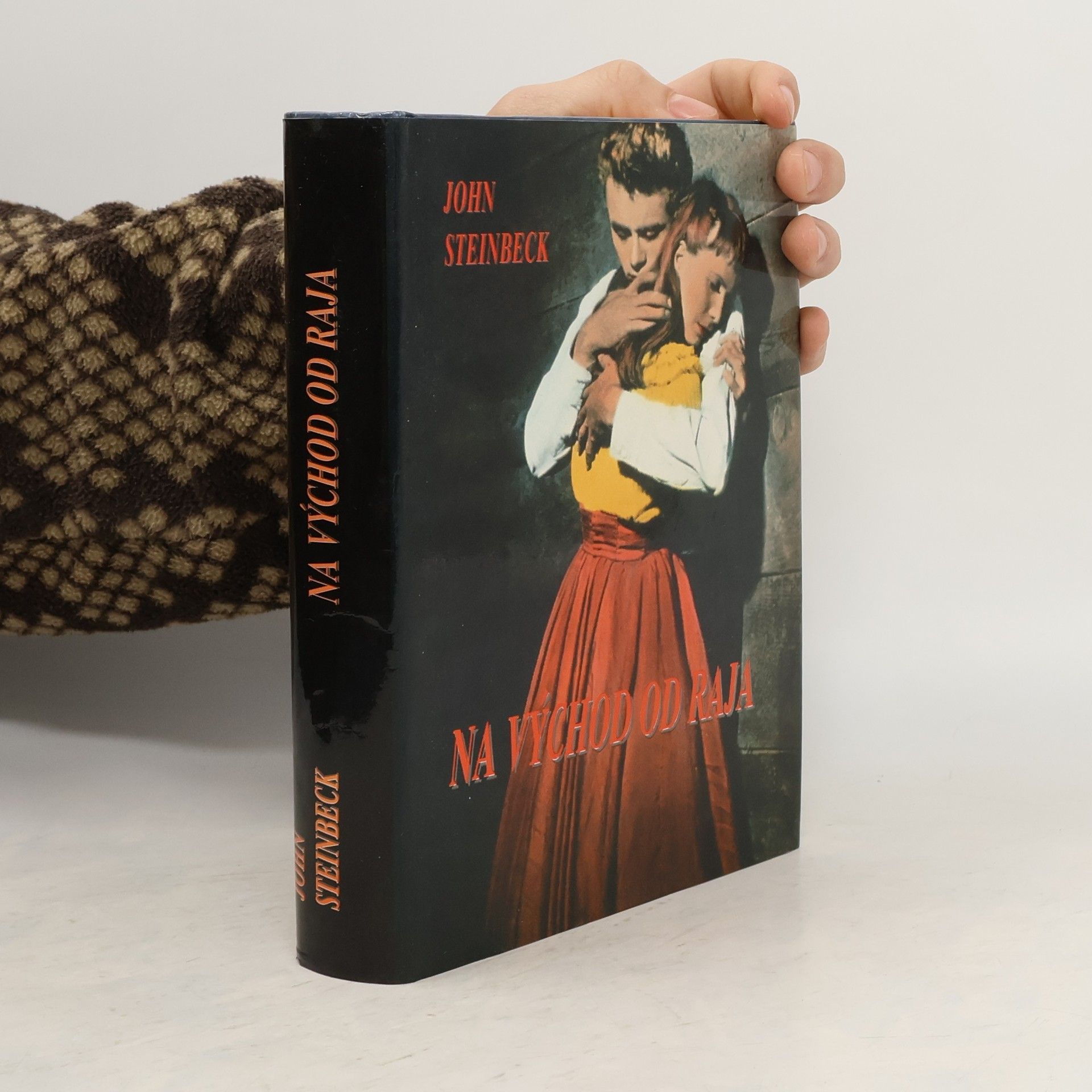 John Steinbeck Na východ od raja