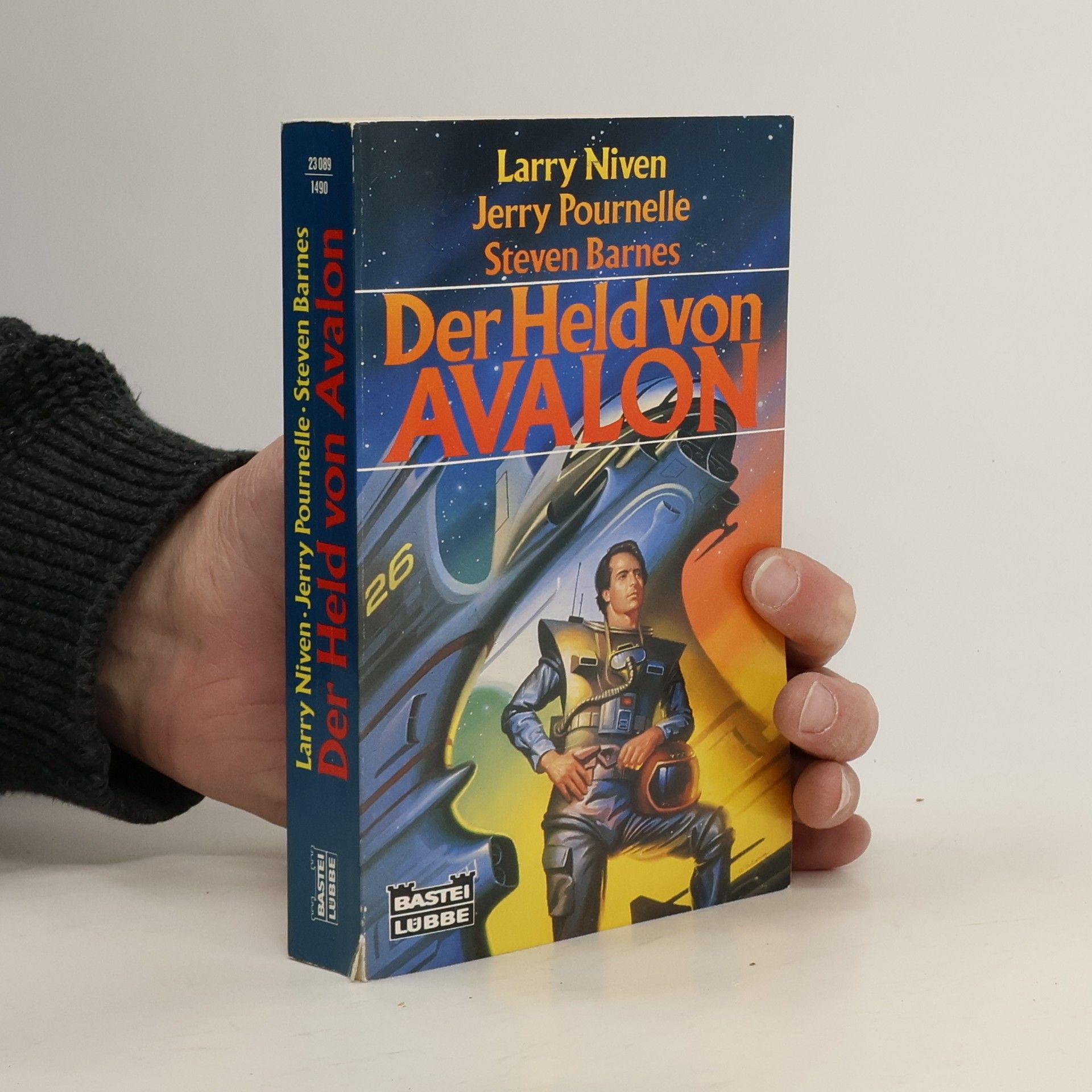 Larry Niven Der Held von Avalon