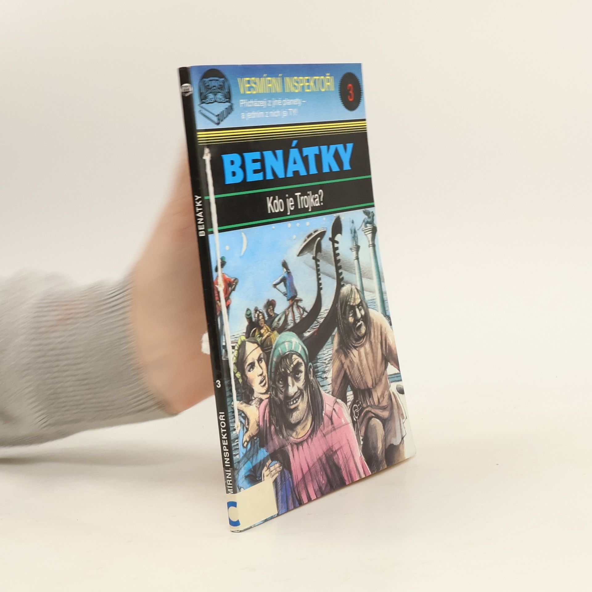 Sara Compton Benátky: kdo je Trojka?