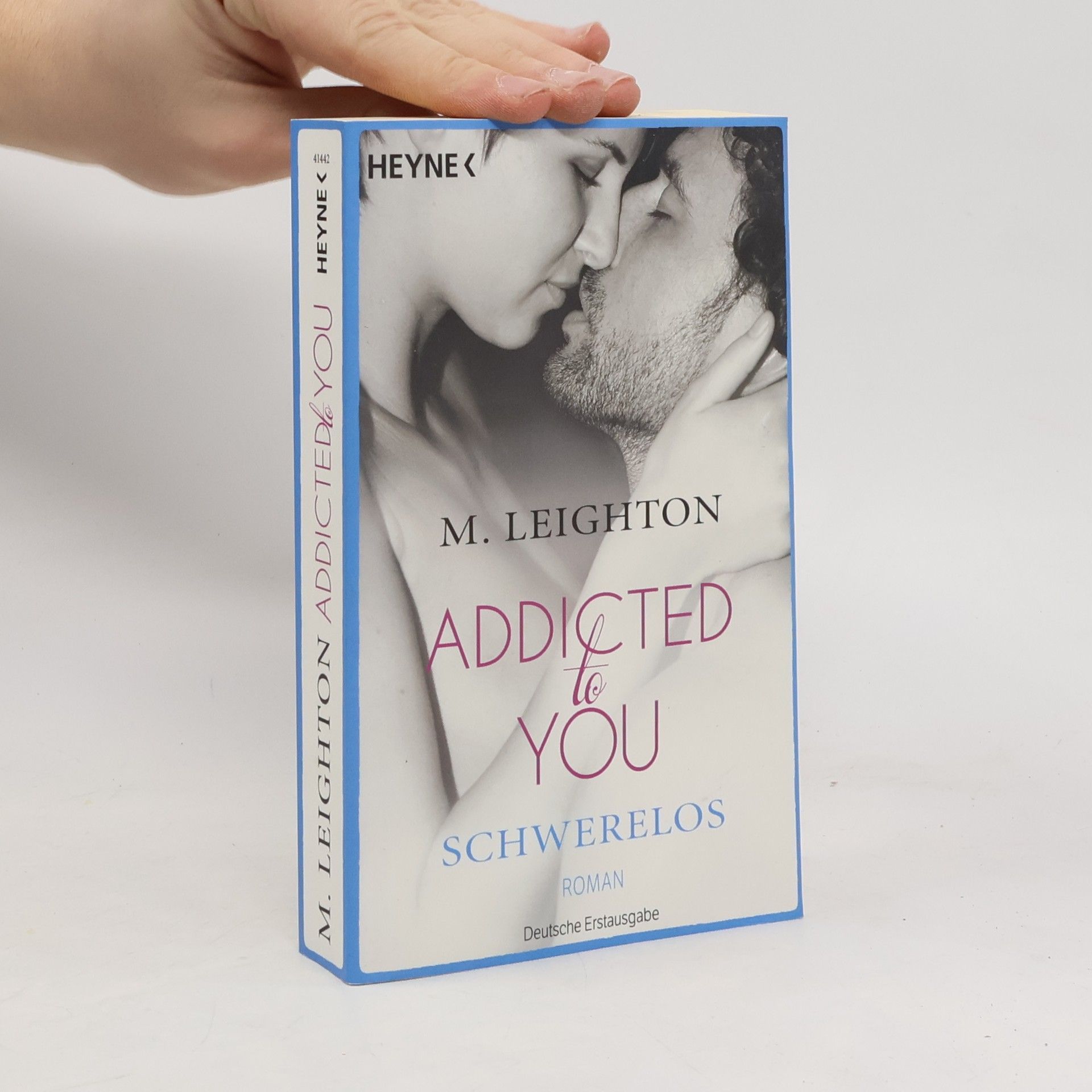 Addicted To You. Schwerelos