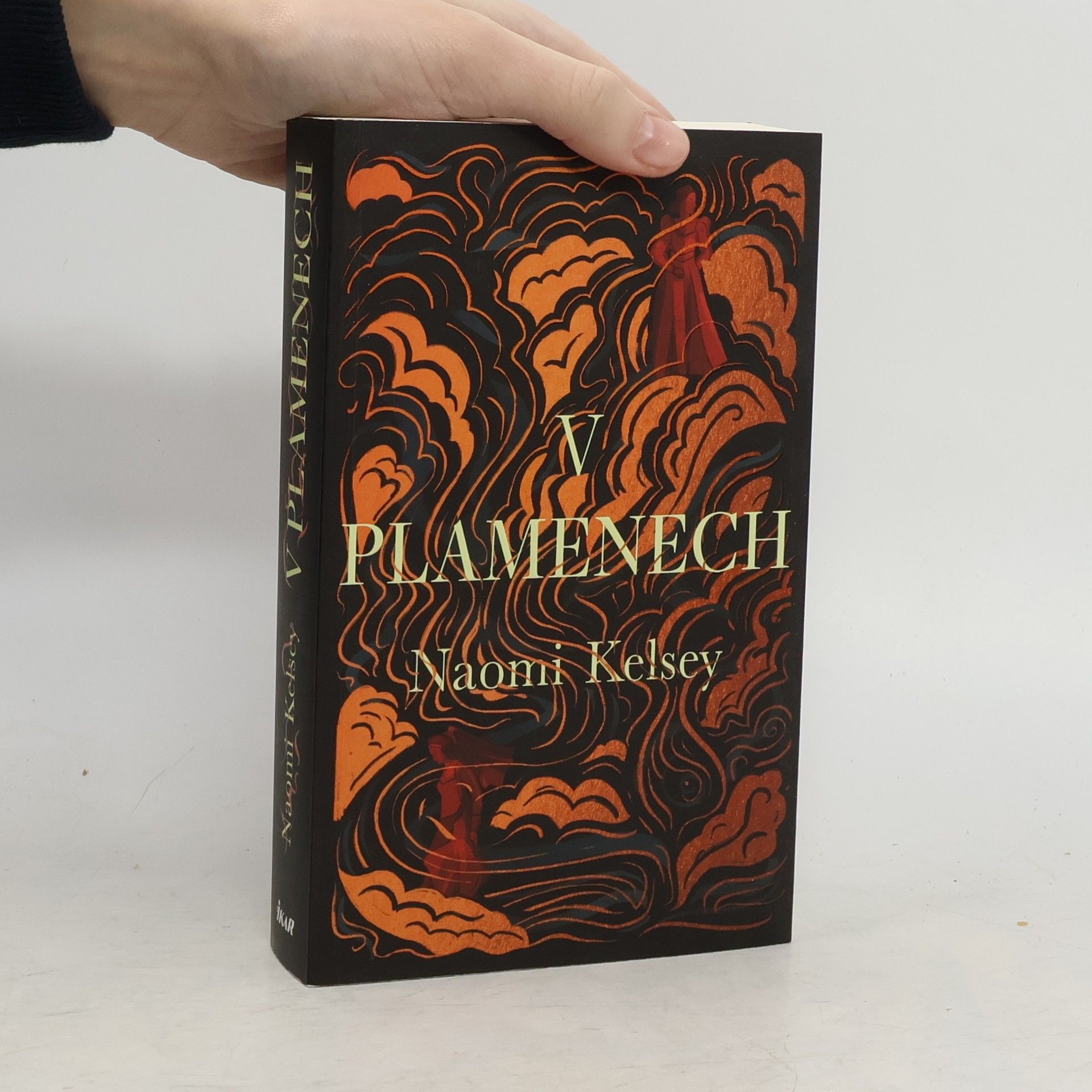 Naomi Kelsey V plamenech