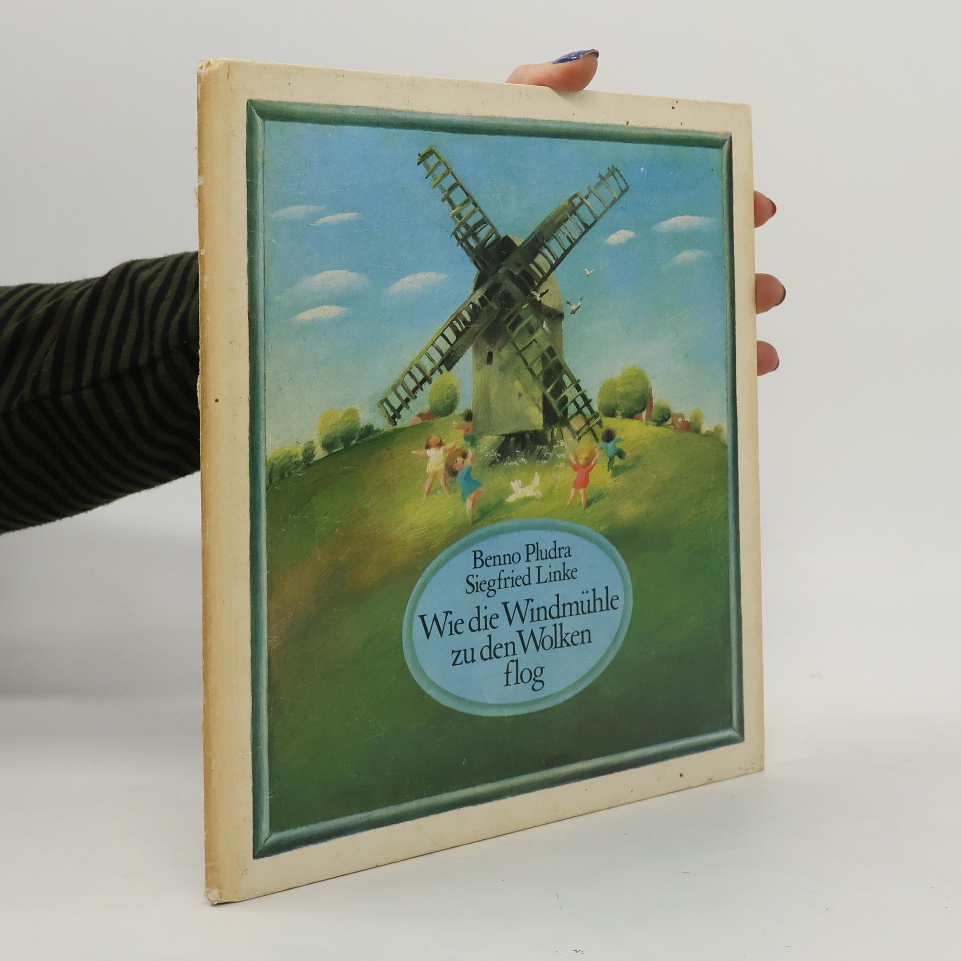 Wie die Windmühle zu den Wolken flog