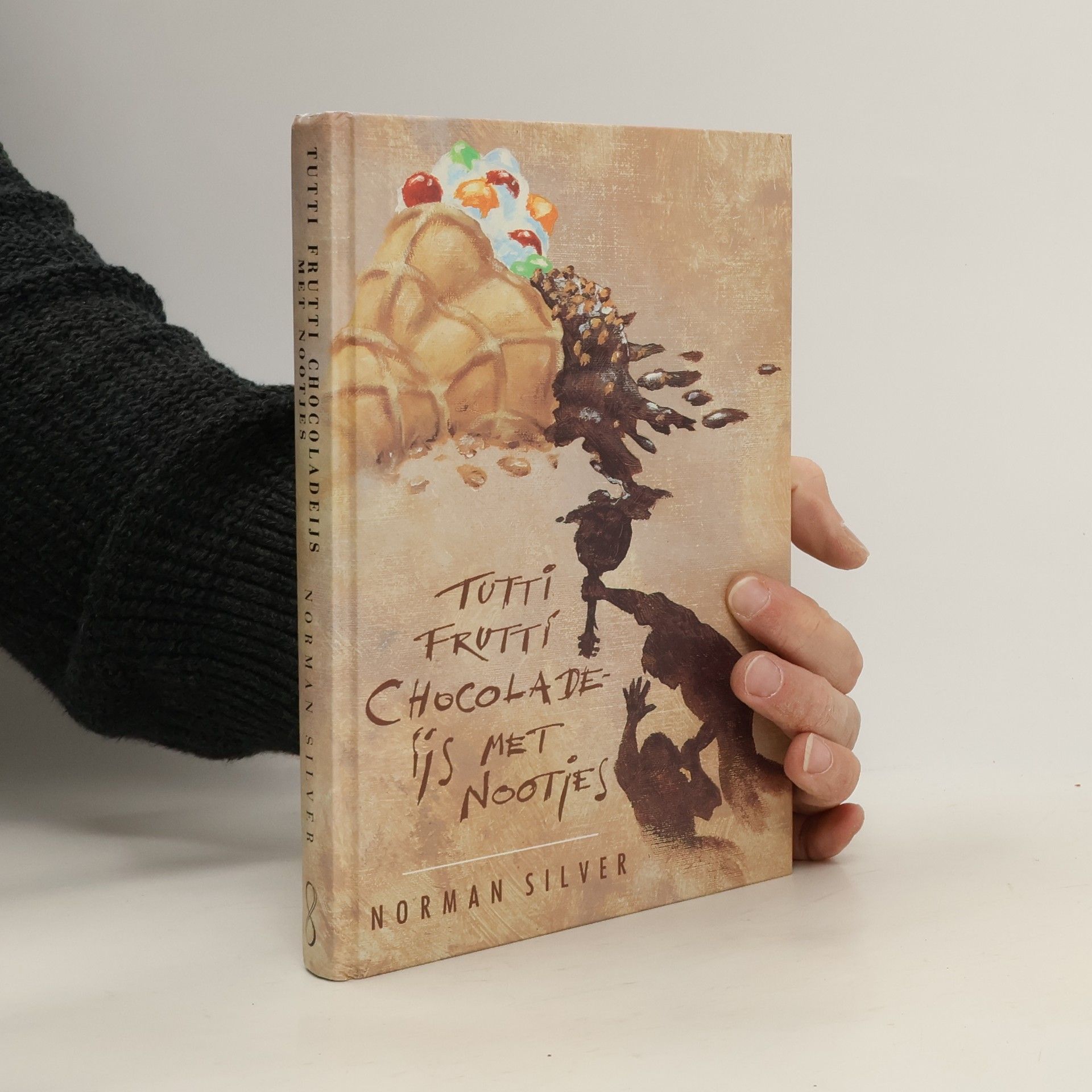 Tuttifrutti-chocoladeijs met nootjes