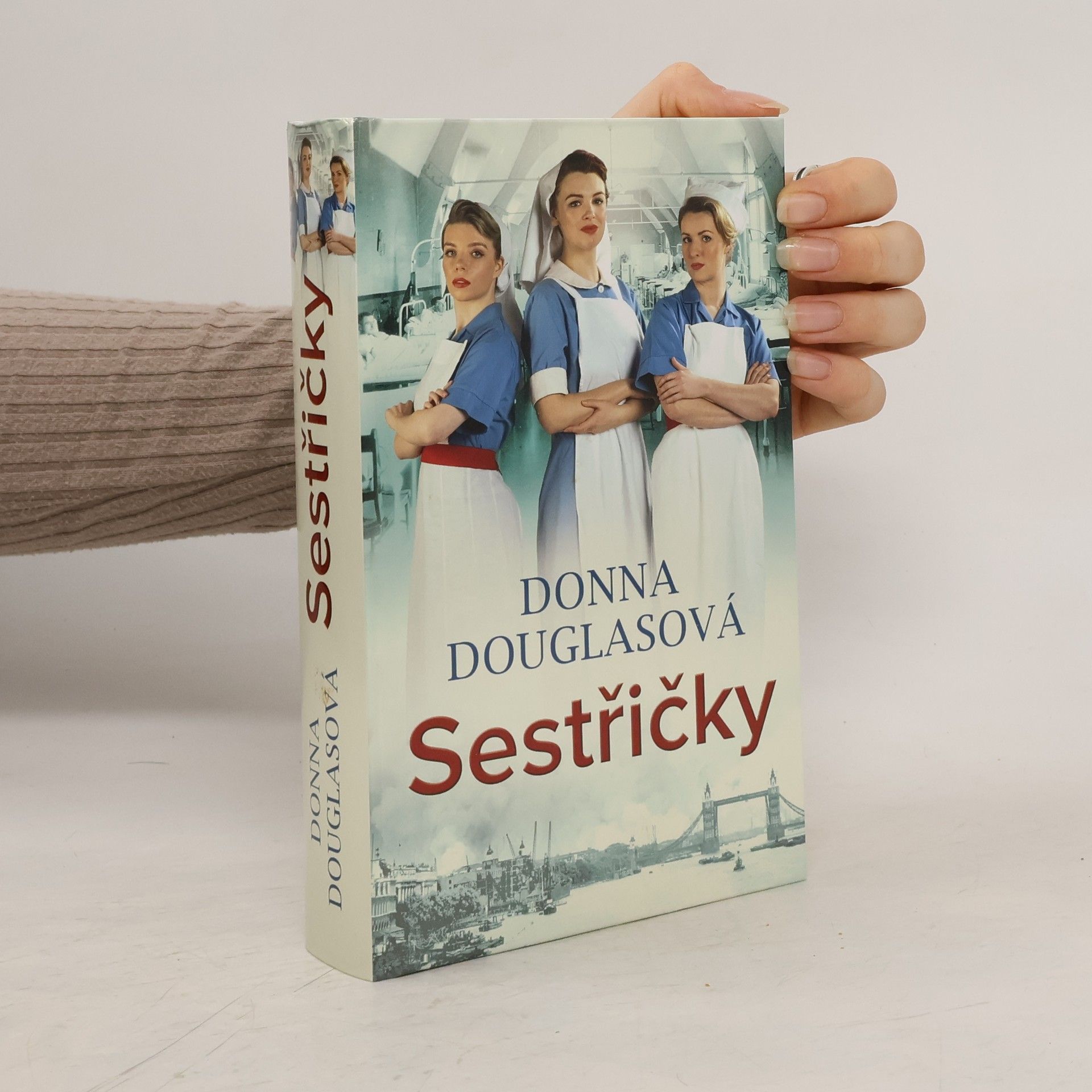 Donna Douglas Sestřičky