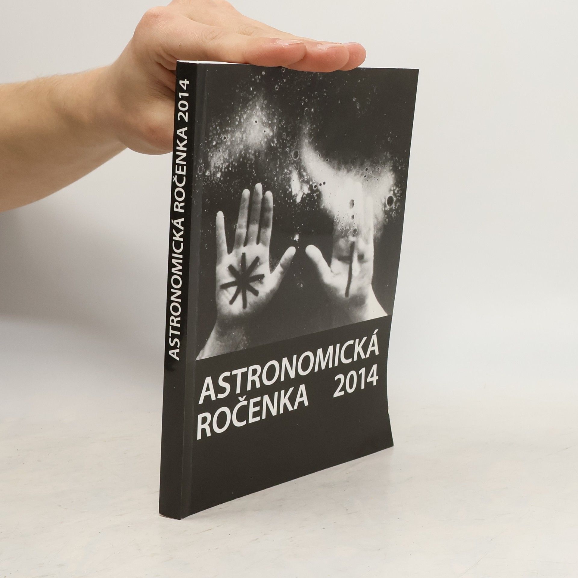 Eduard Pittich Astronomická ročenka 2014