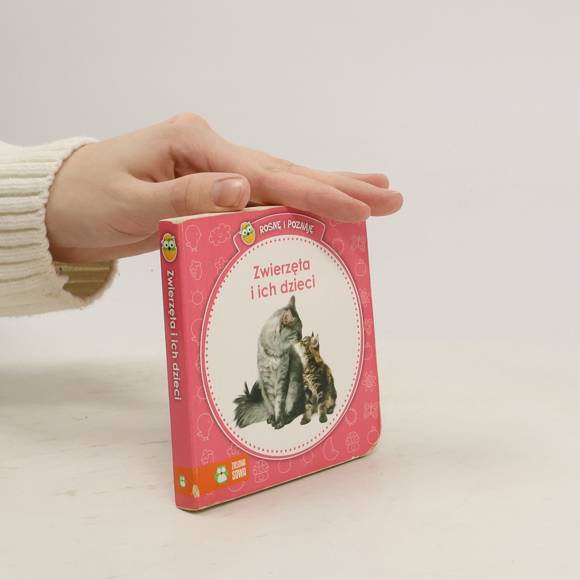 Various authors Rosnę i poznaję. Zwierzęta i ich dzieci