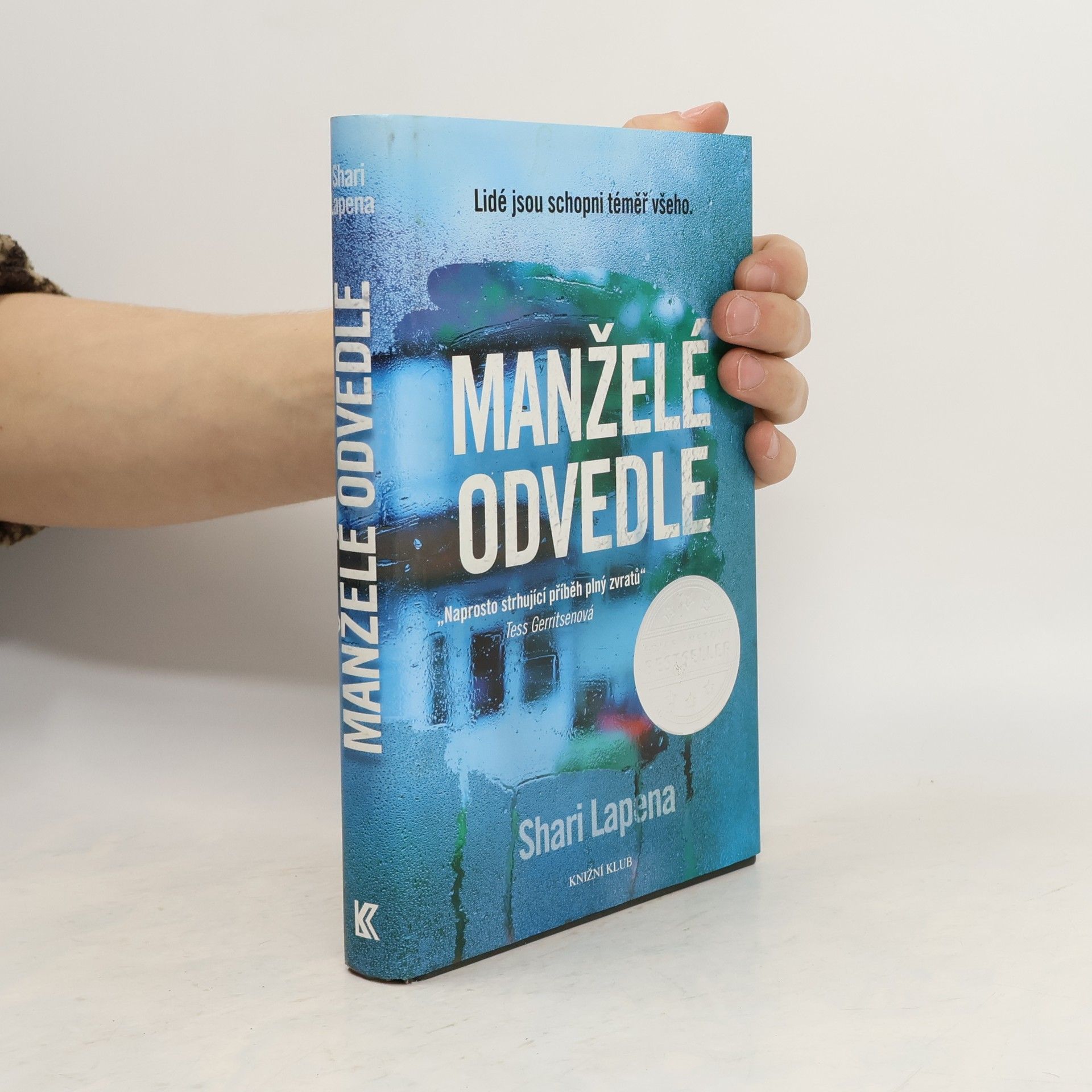 Shari Lapena Manželé odvedle