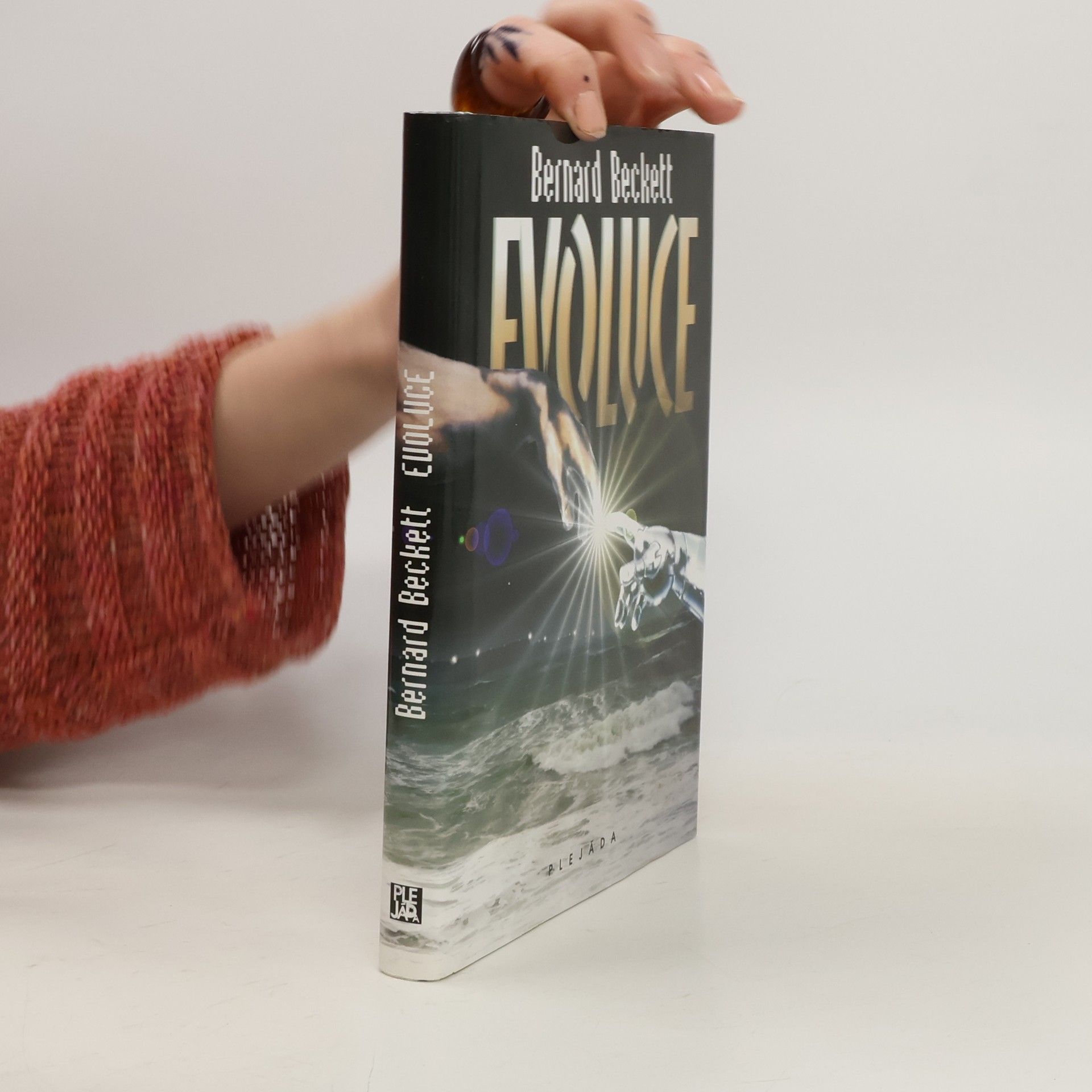 Bernard Beckett Evoluce