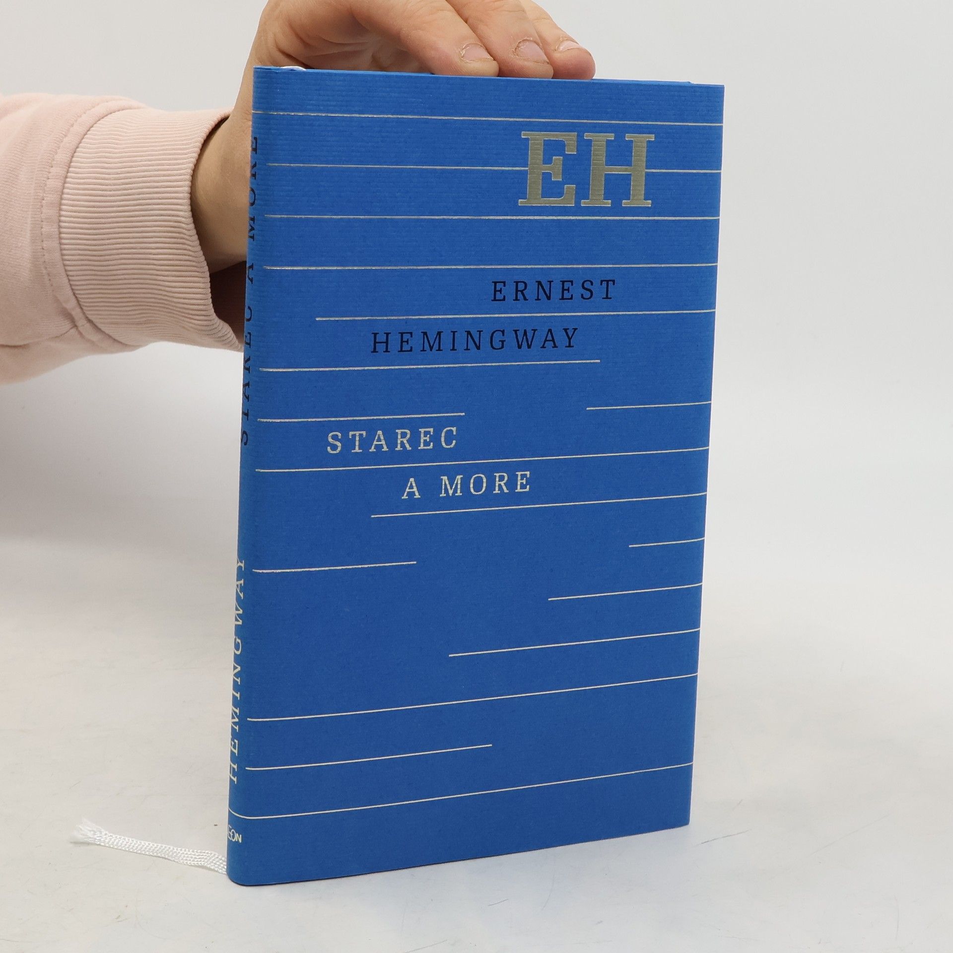 Ernest Hemingway Starec a more