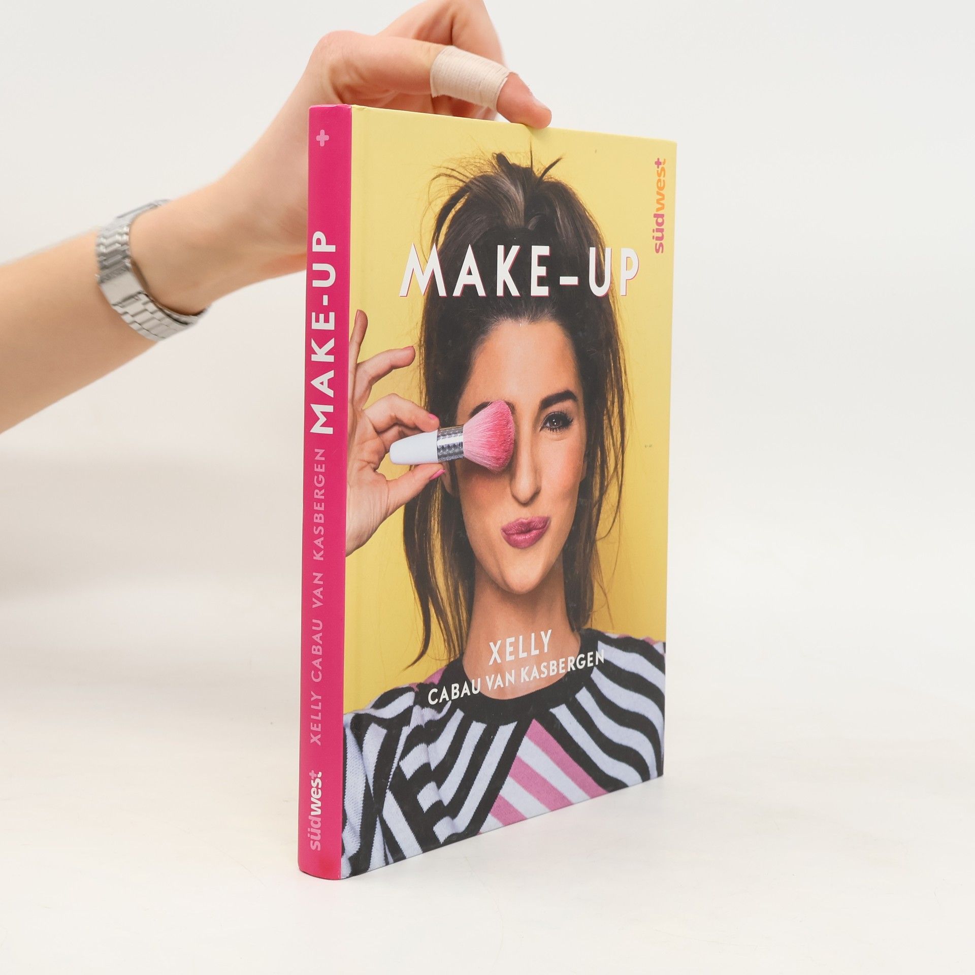 Xelly Cabau Van Kasbergen Make-Up