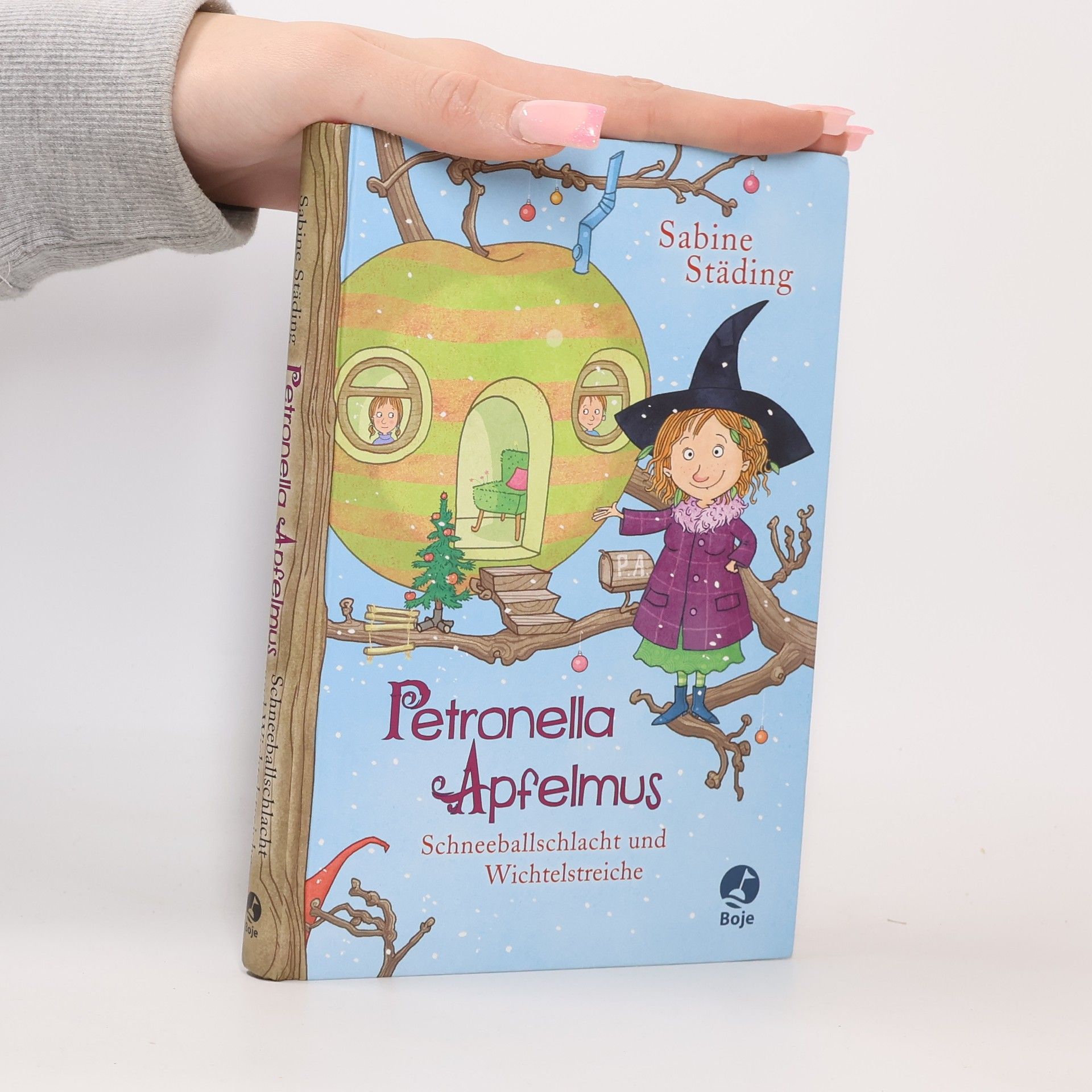 Sabine Städing Petronella Apfelmus - Schneeballschlacht und Wichtelstreiche