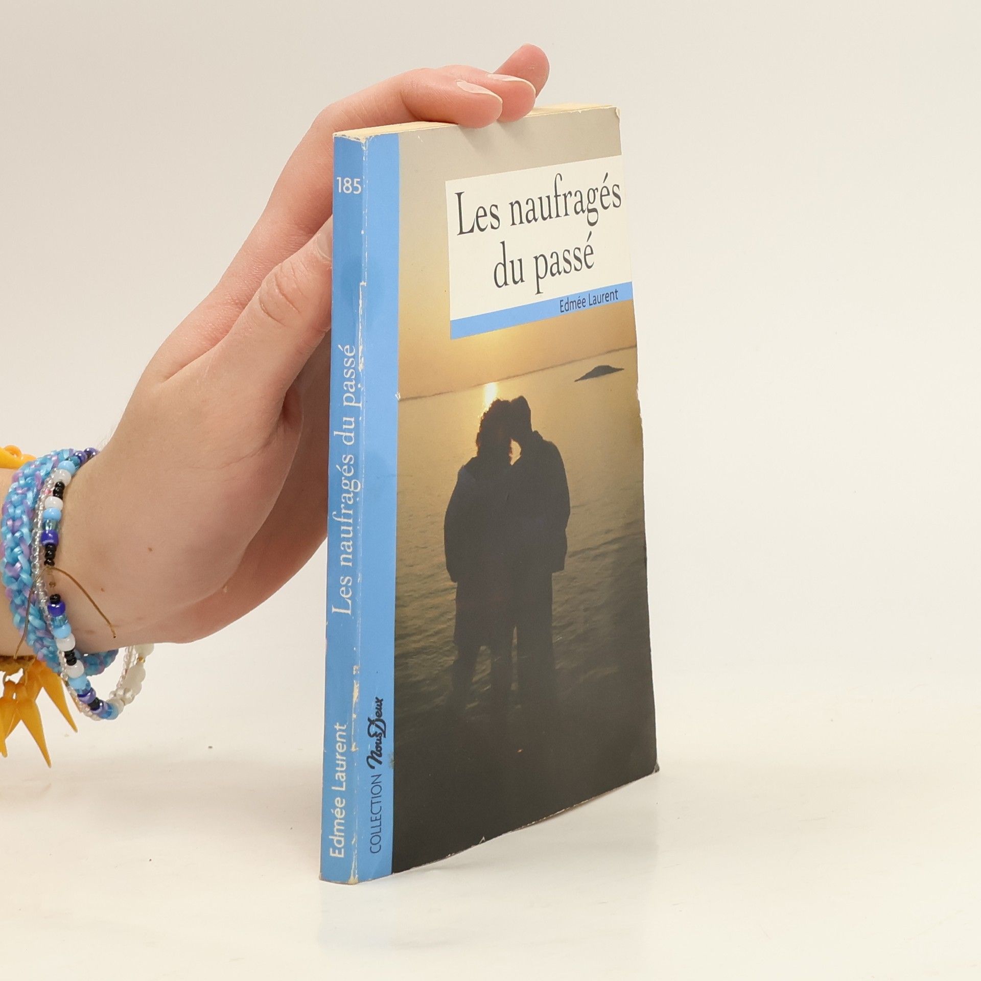 Edmée Laurent Les naufragés du passé