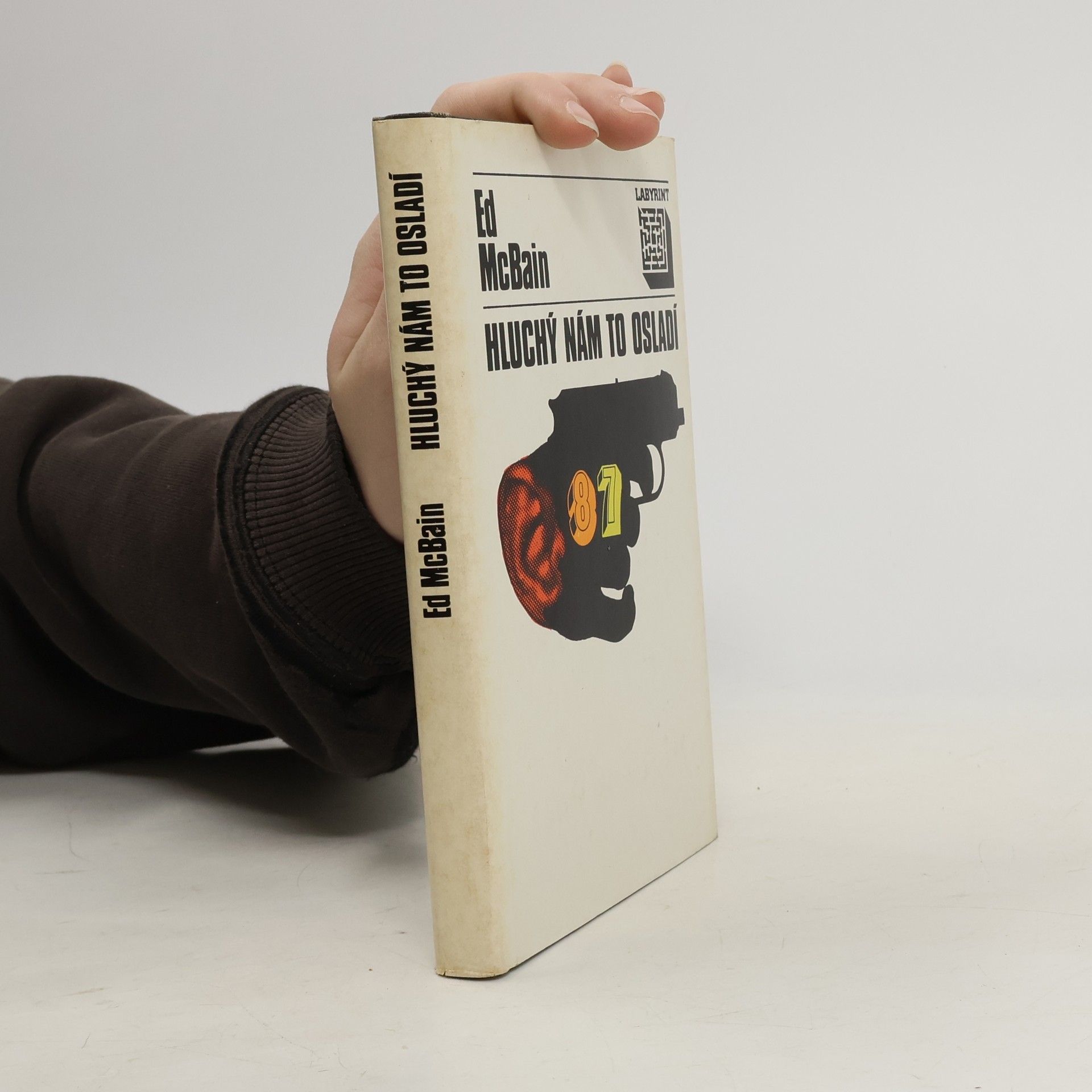 Ed McBain Hluchý nám to osladí