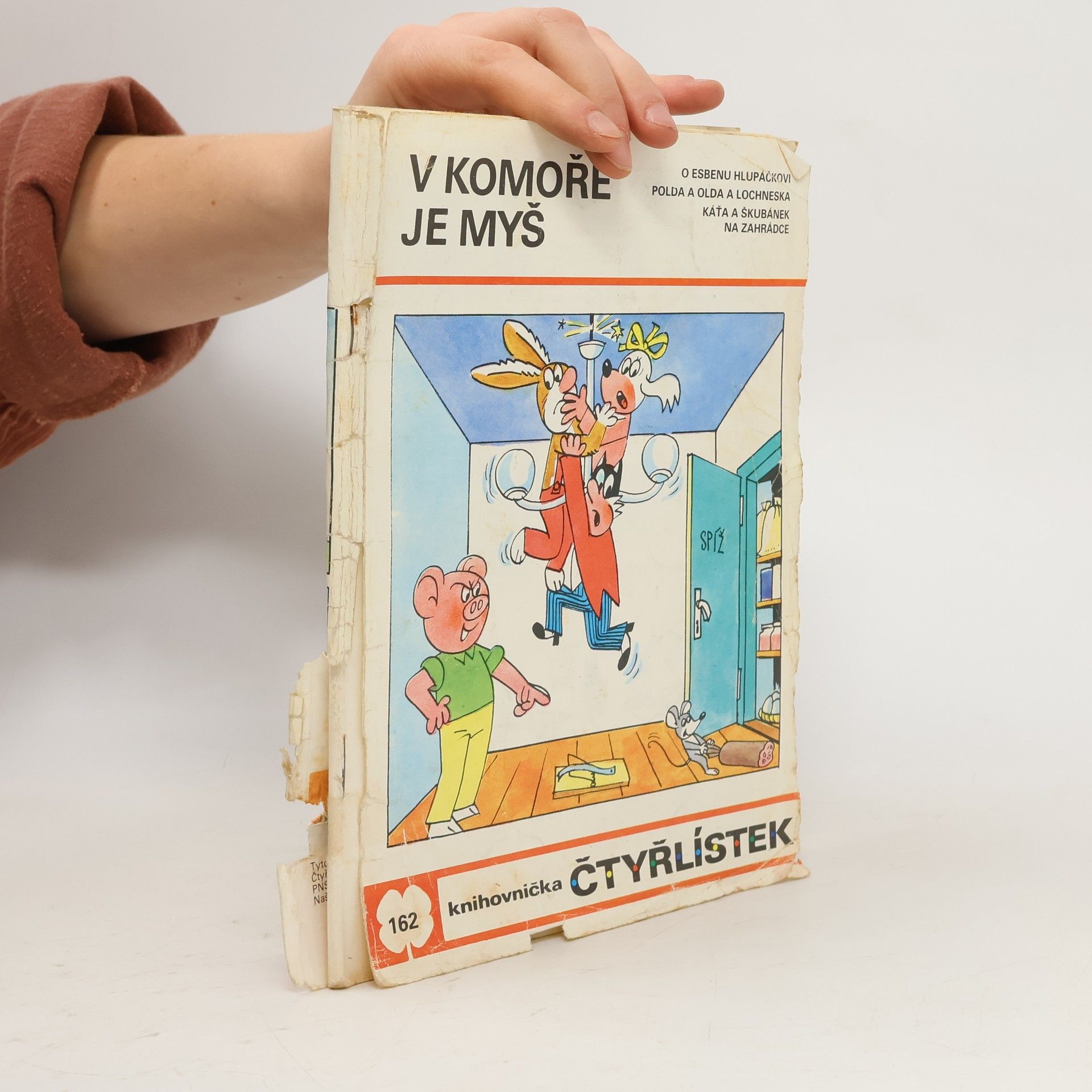 Ljuba Štíplová Čtyřlístek 162. V komoře je myš