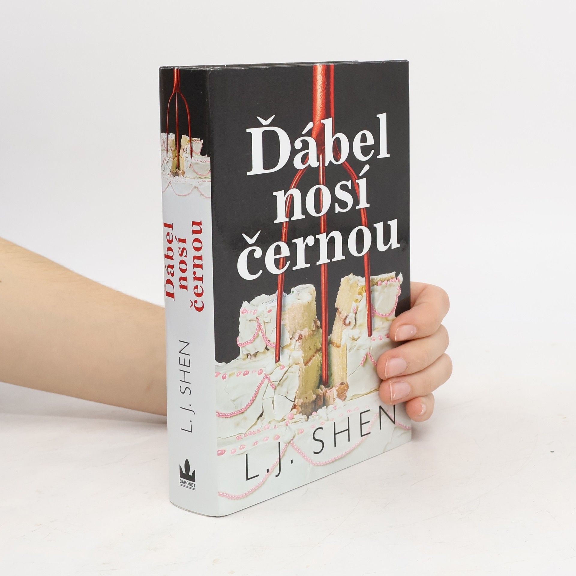 Ďábel nosí černou