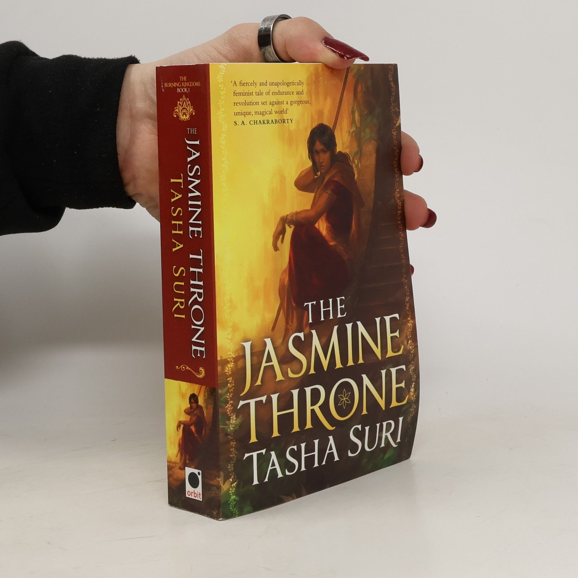 Tasha Suri The Jasmine Throne: Book One of The Burning Kingdoms