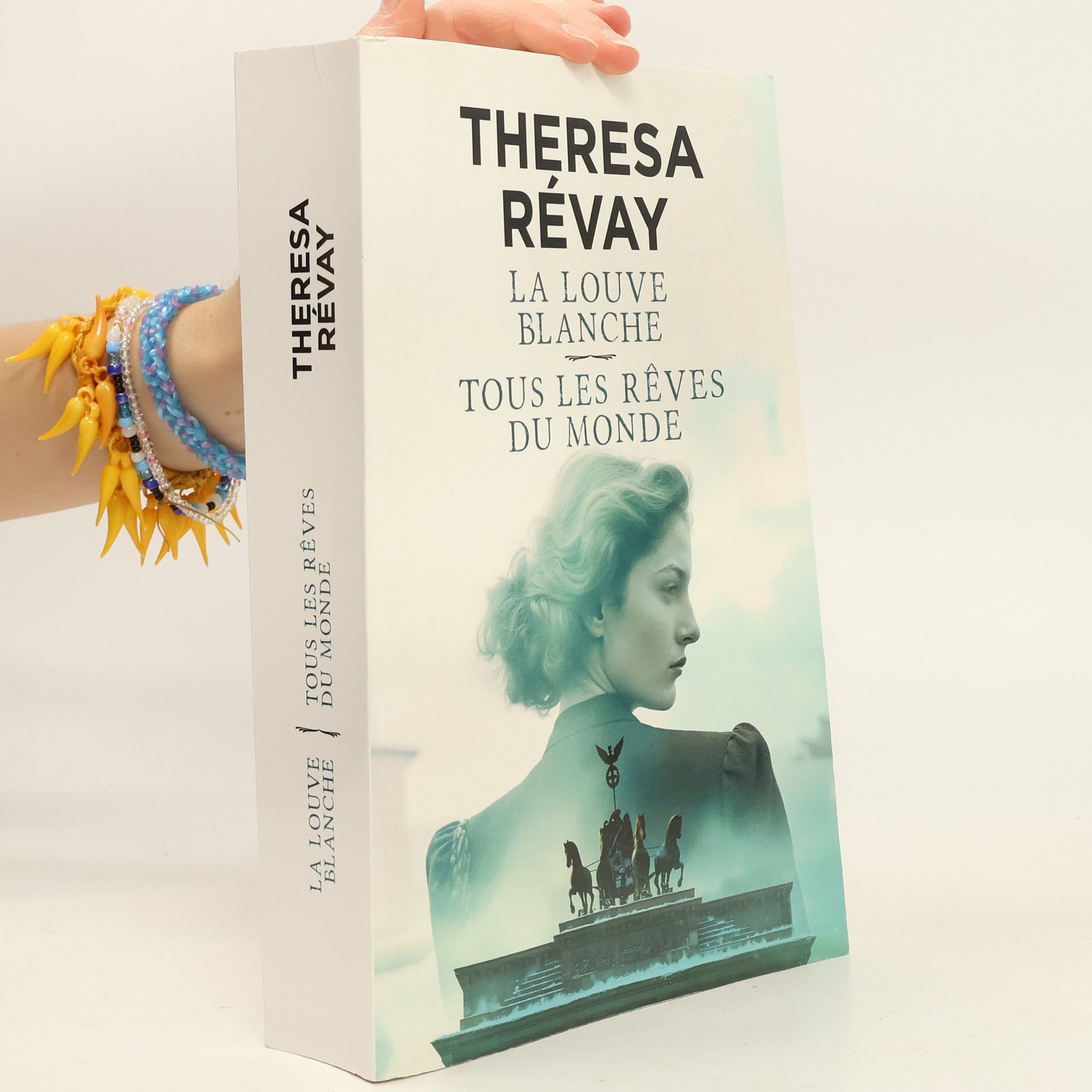 La louve blanche. Tous les rêves du monde