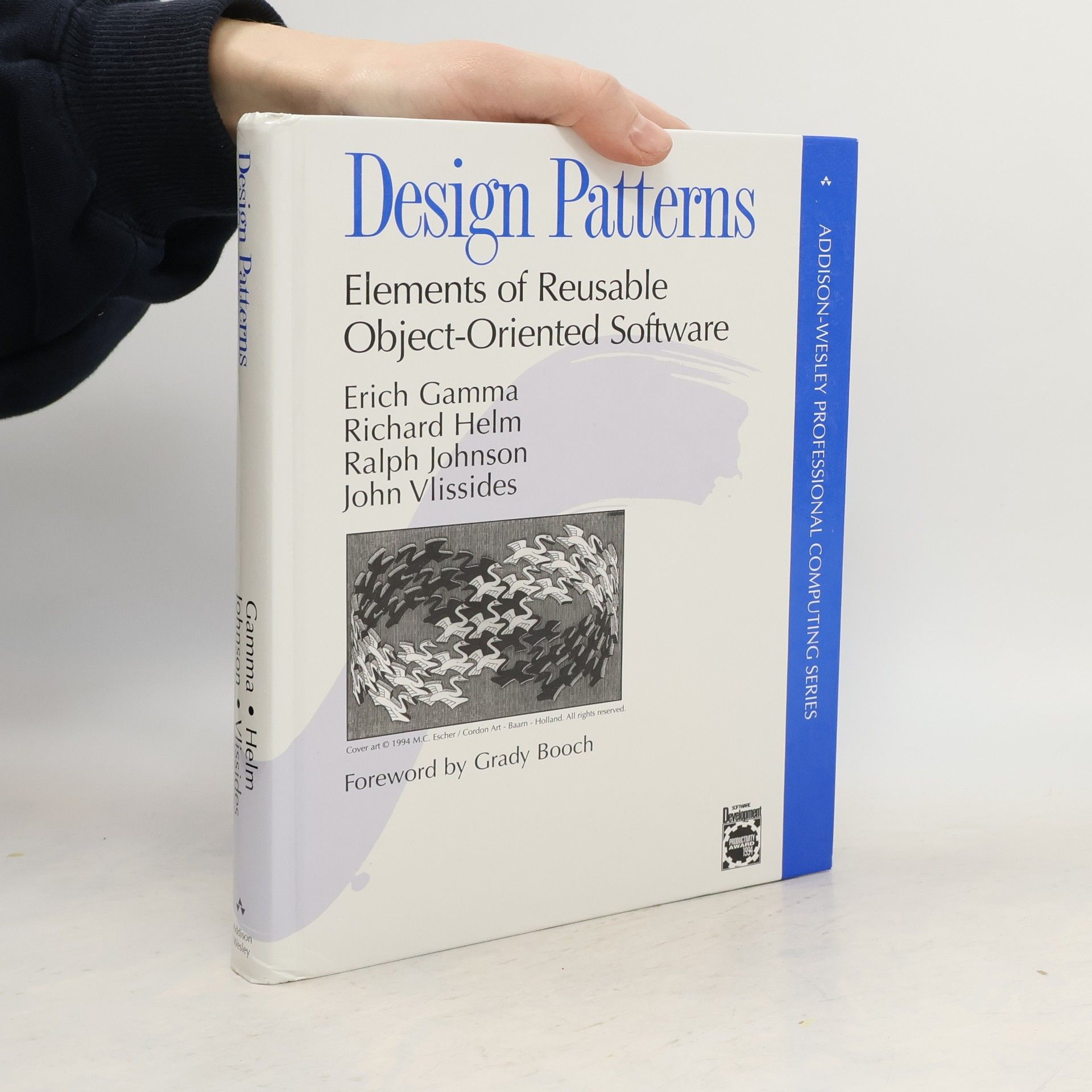 AA.VV. Design patterns: elements of reusable object-oriented software