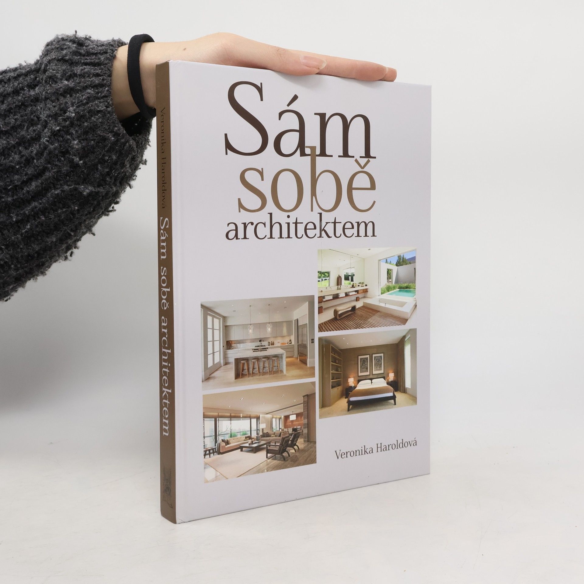 Veronika Haroldová Sám sobě architektem