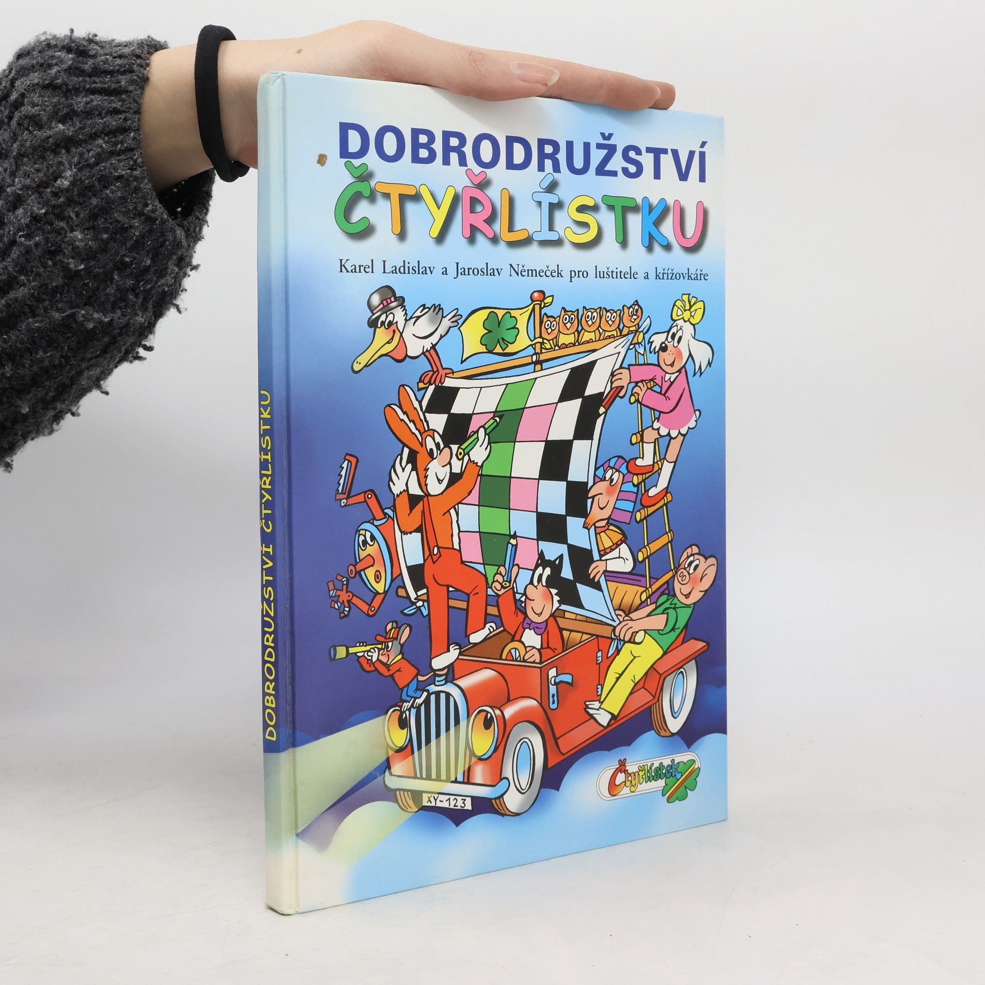 Jaroslav Němeček Dobrodružství Čtyřlístku pro luštitele a křížovkáře