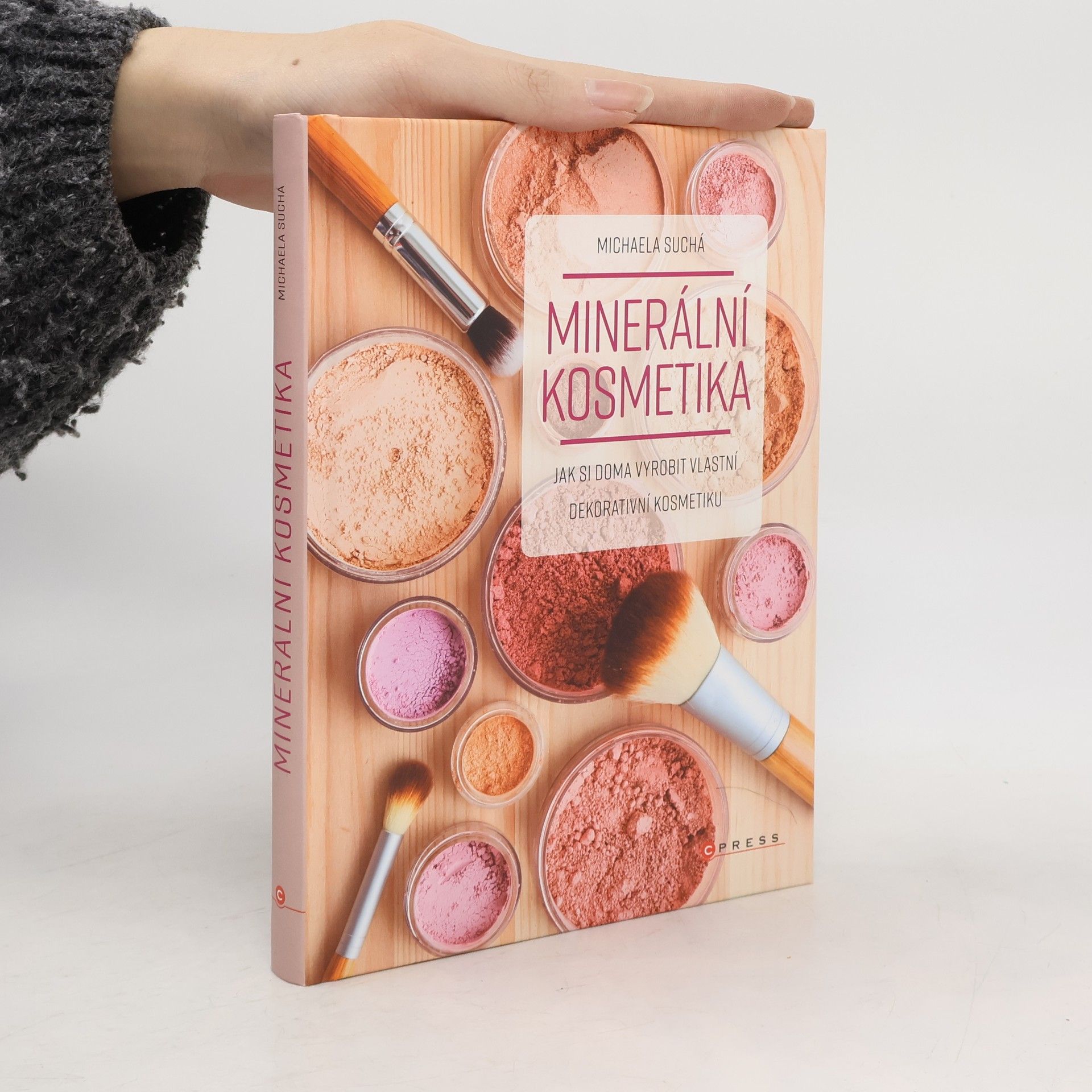 Michaela Suchá Minerální kosmetika