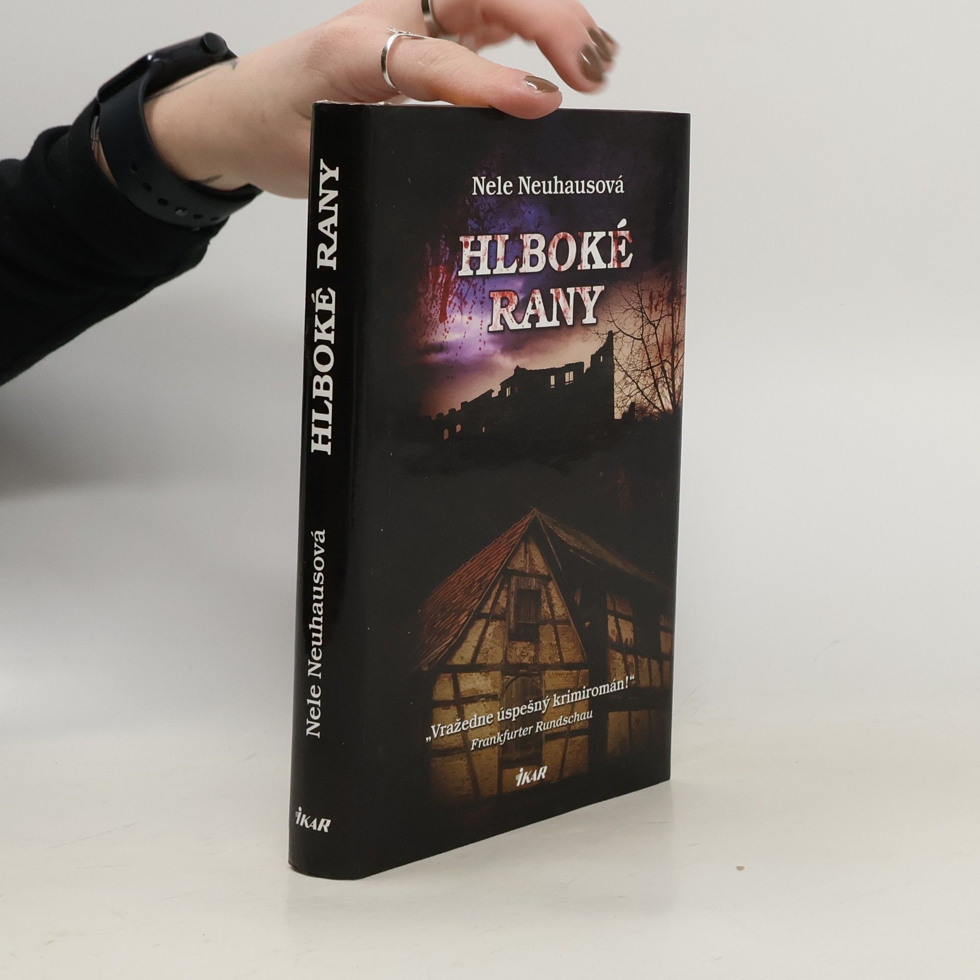 Nele Neuhaus Hlboké rany