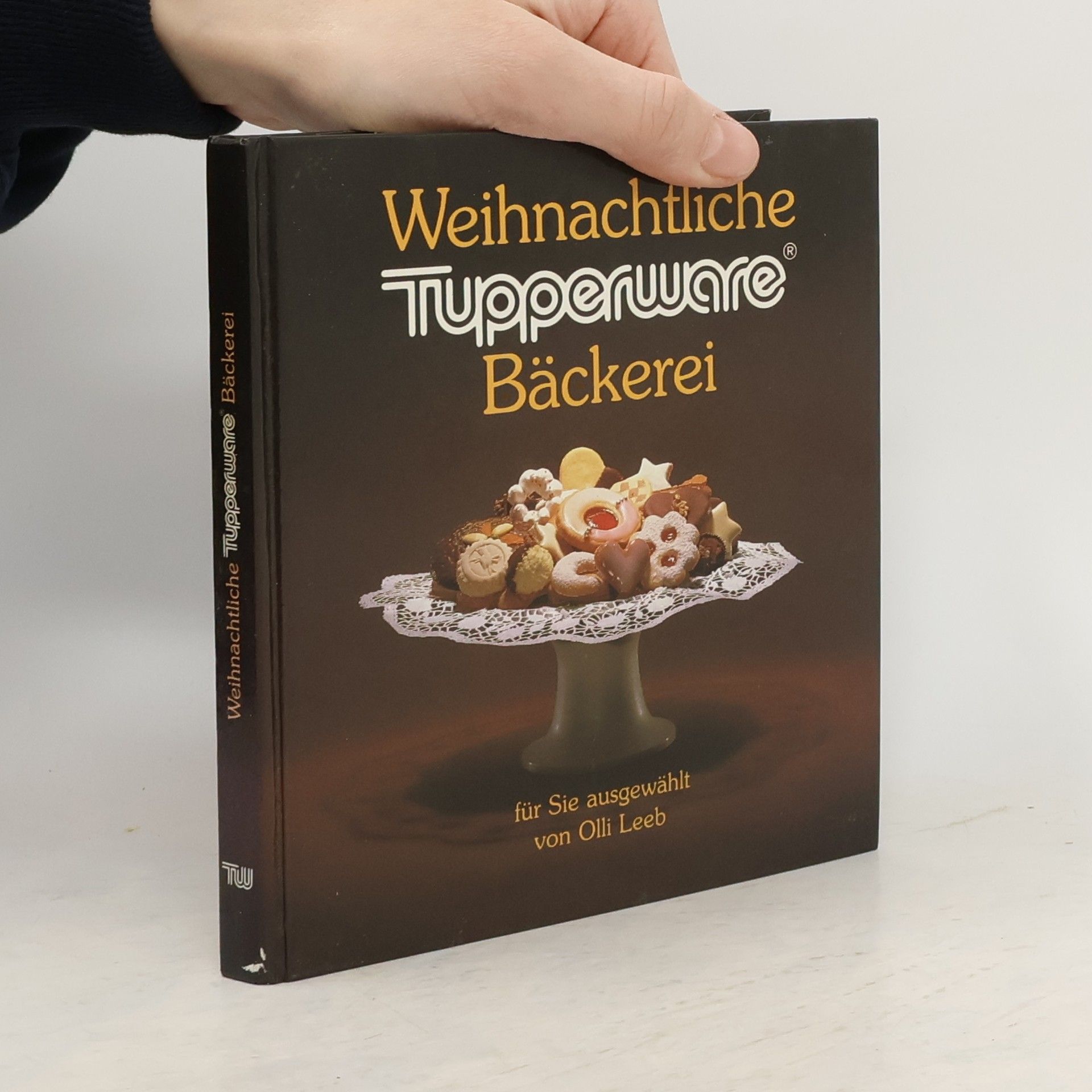 Oli Leeb Weihnachtliche Tupperware Bäckerei