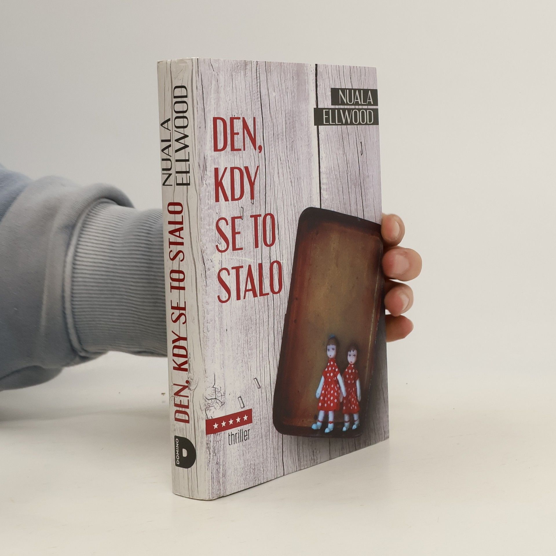 Nuala Ellwood Den, kdy se to stalo