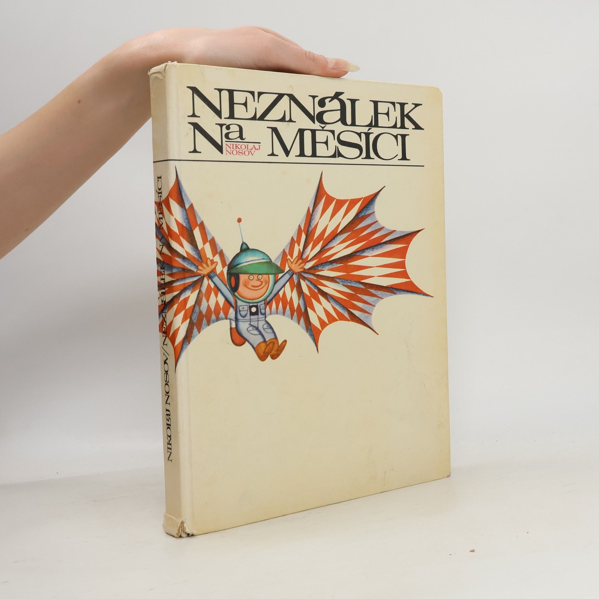 Nikolay Nosov Neználek na Měsíci