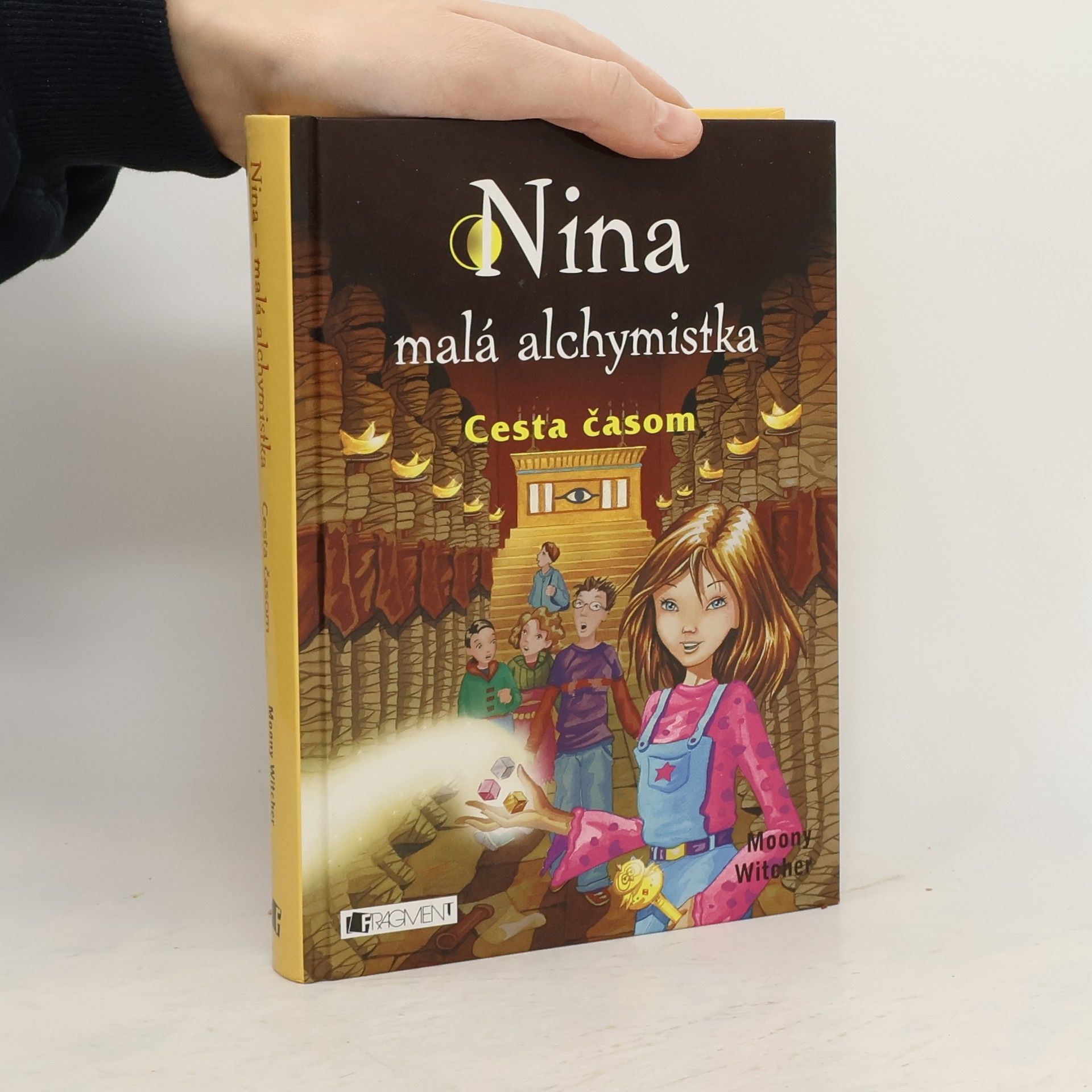 Moony Witcher Nina - malá alchymistka: Cesta časom