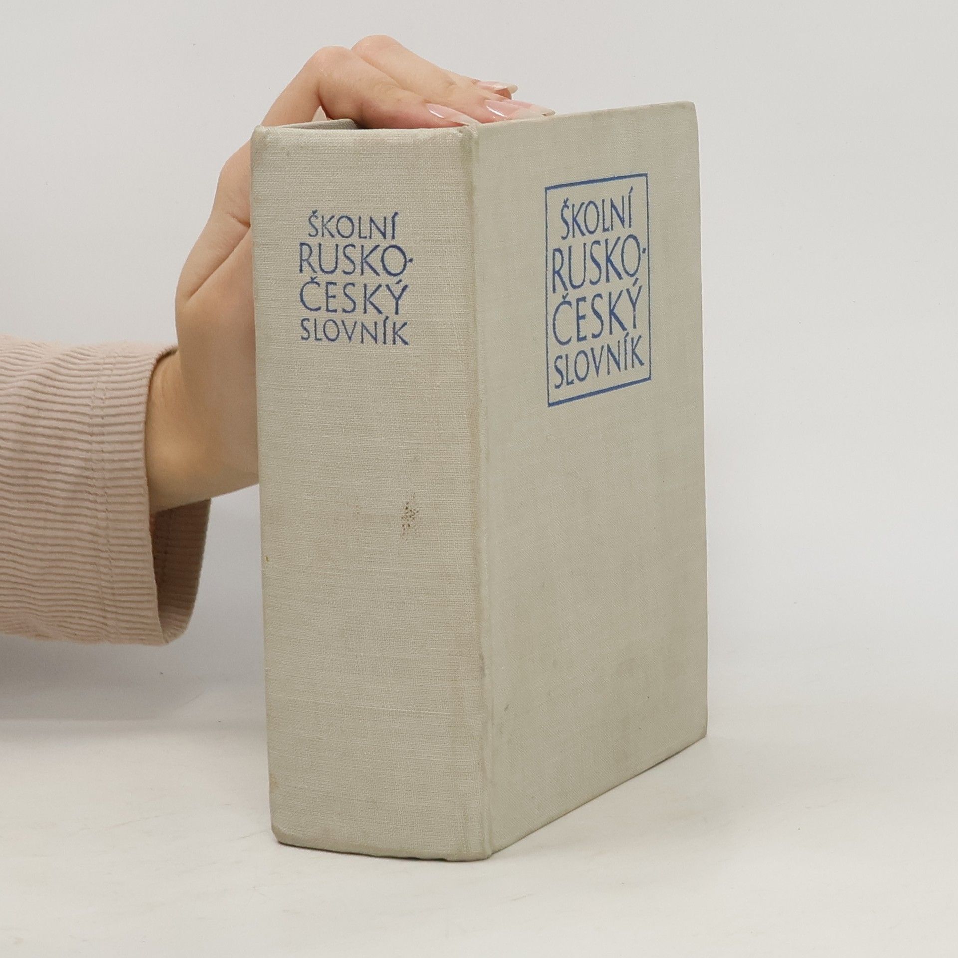 Auteurscollectief Školní rusko-český slovník