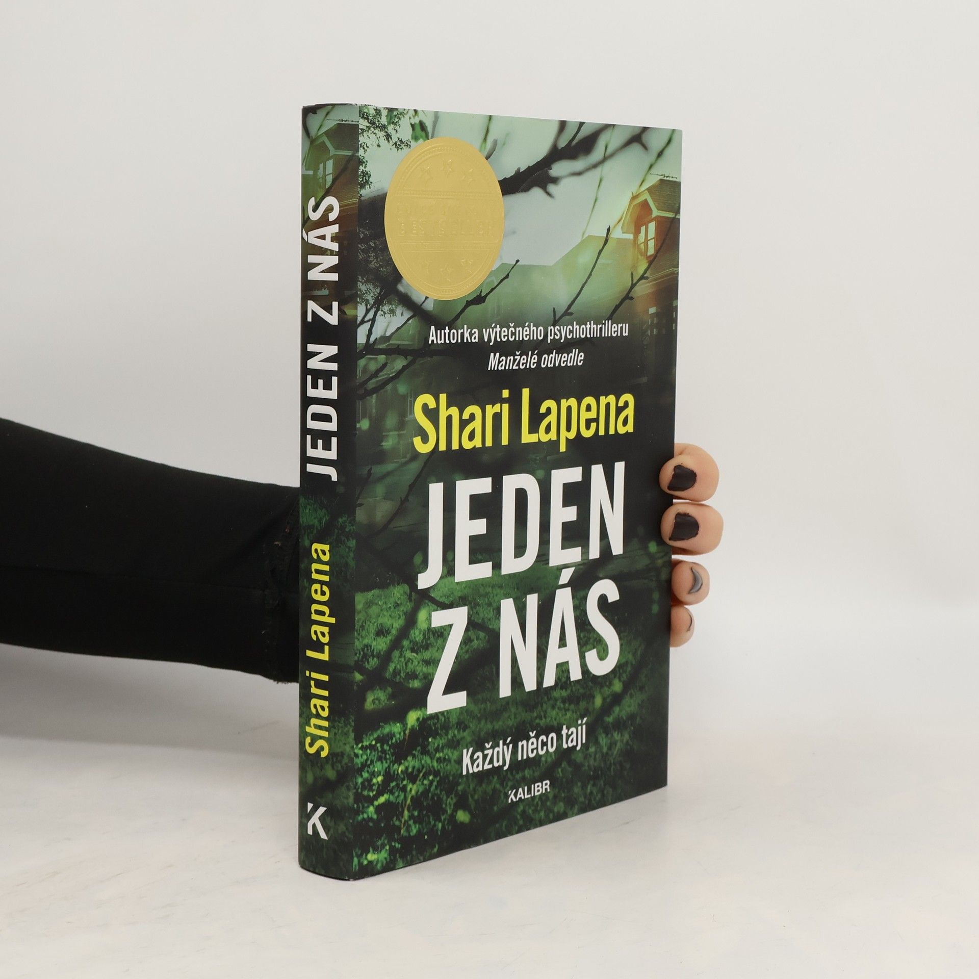 Shari Lapena Jeden z nás