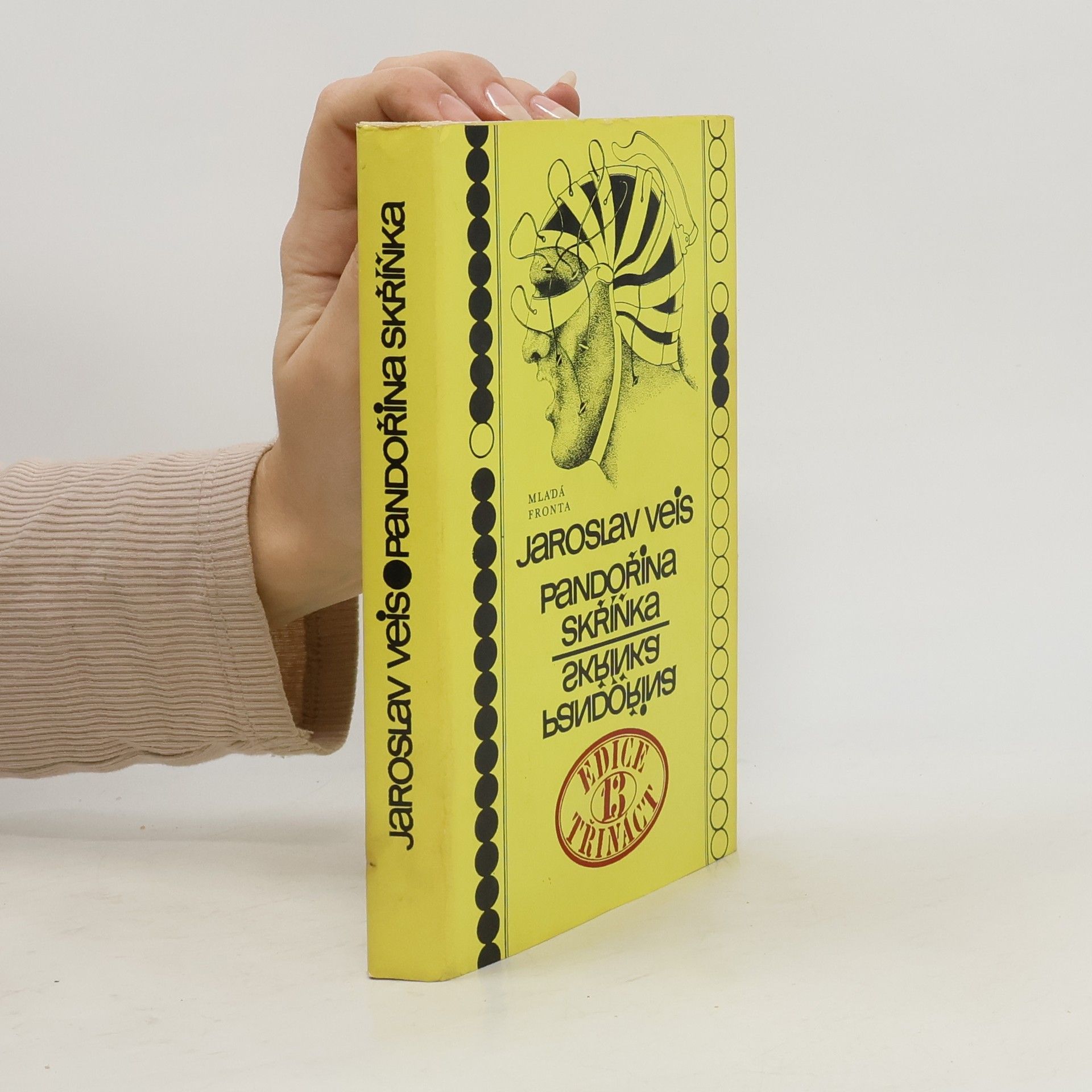 Jaroslav Veis Pandořina skříňka